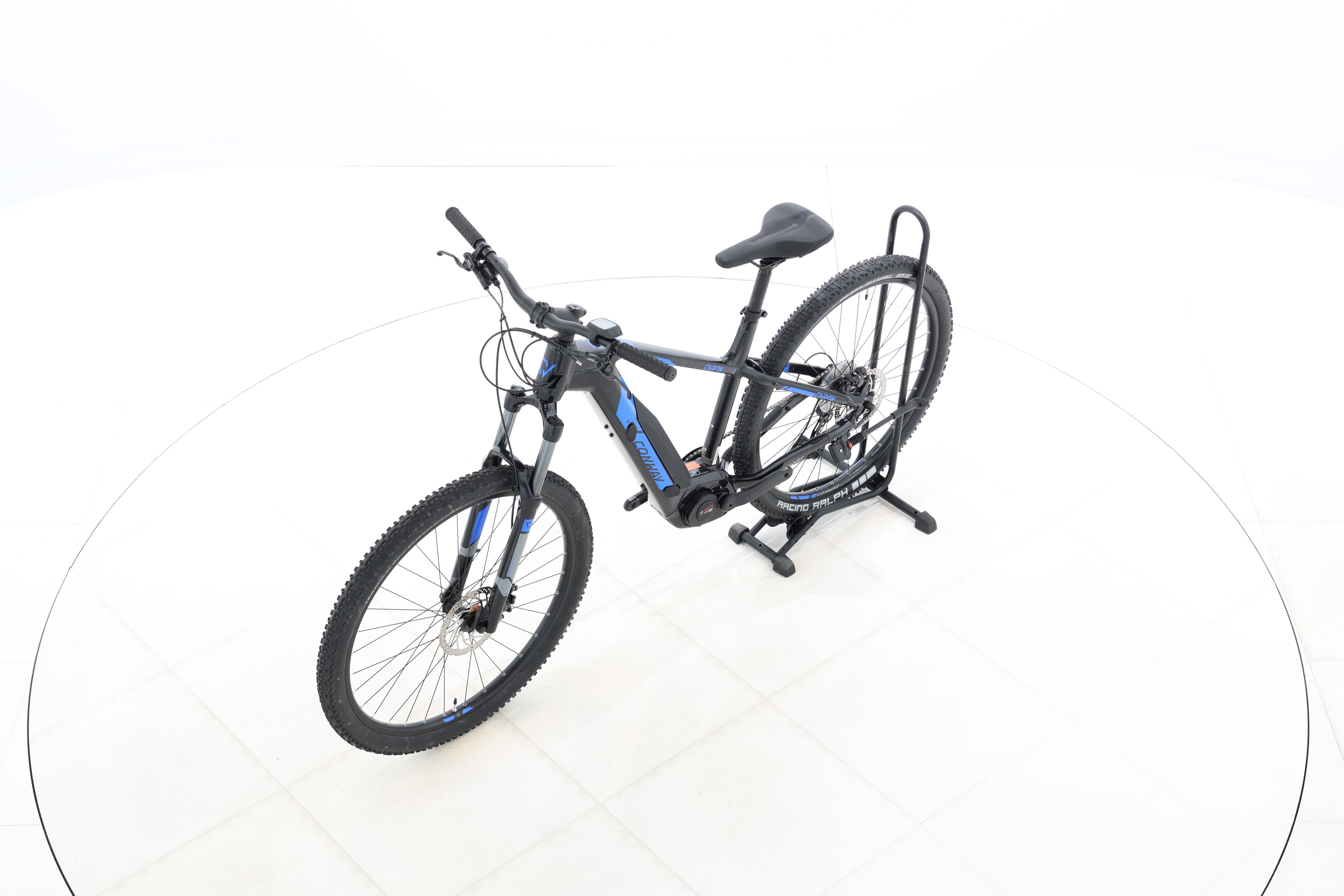 e03a9786-aa9f-46cf-8679-1d1365aebe23