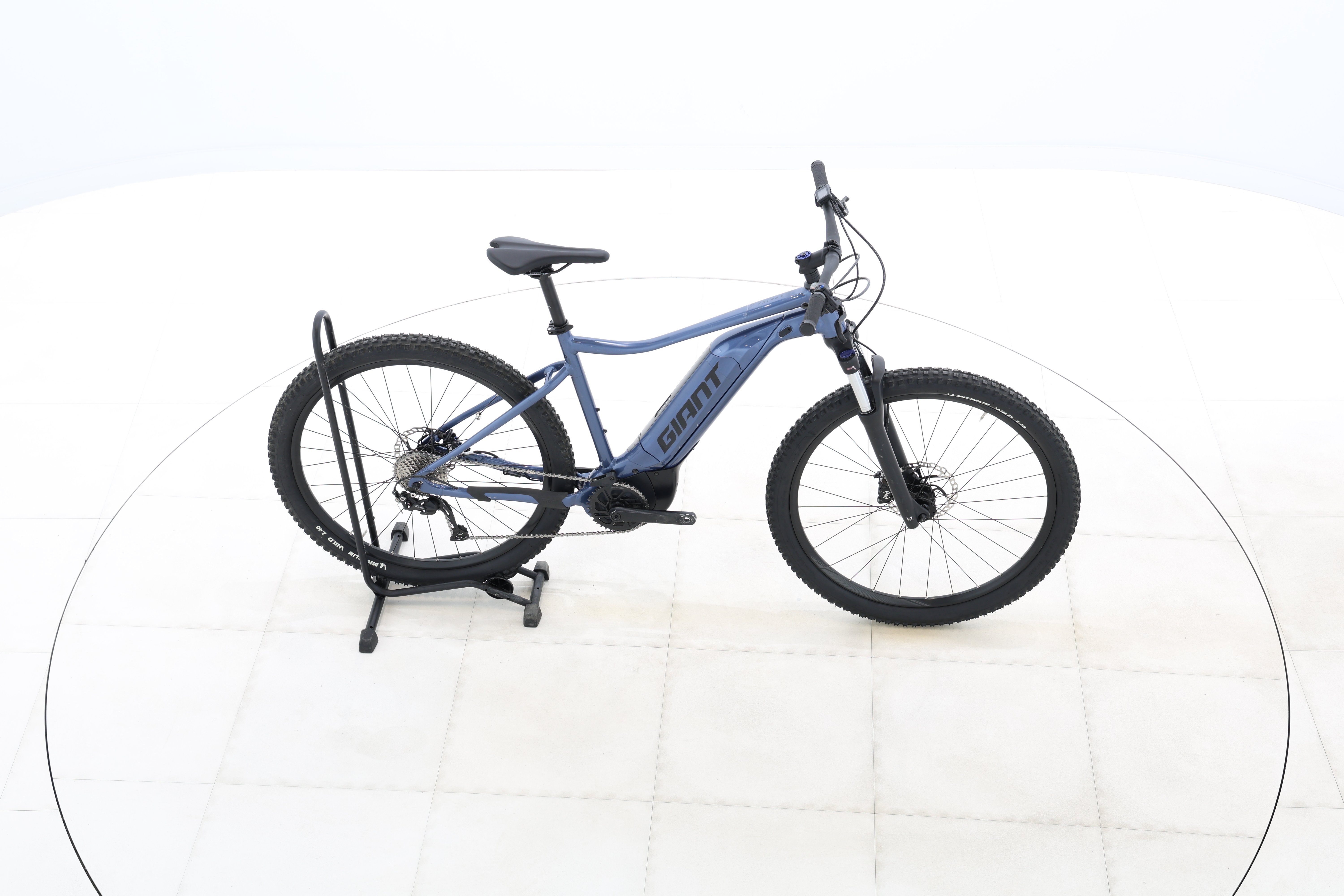 410f84e6-59d1-46a4-8506-247dfbc101c9