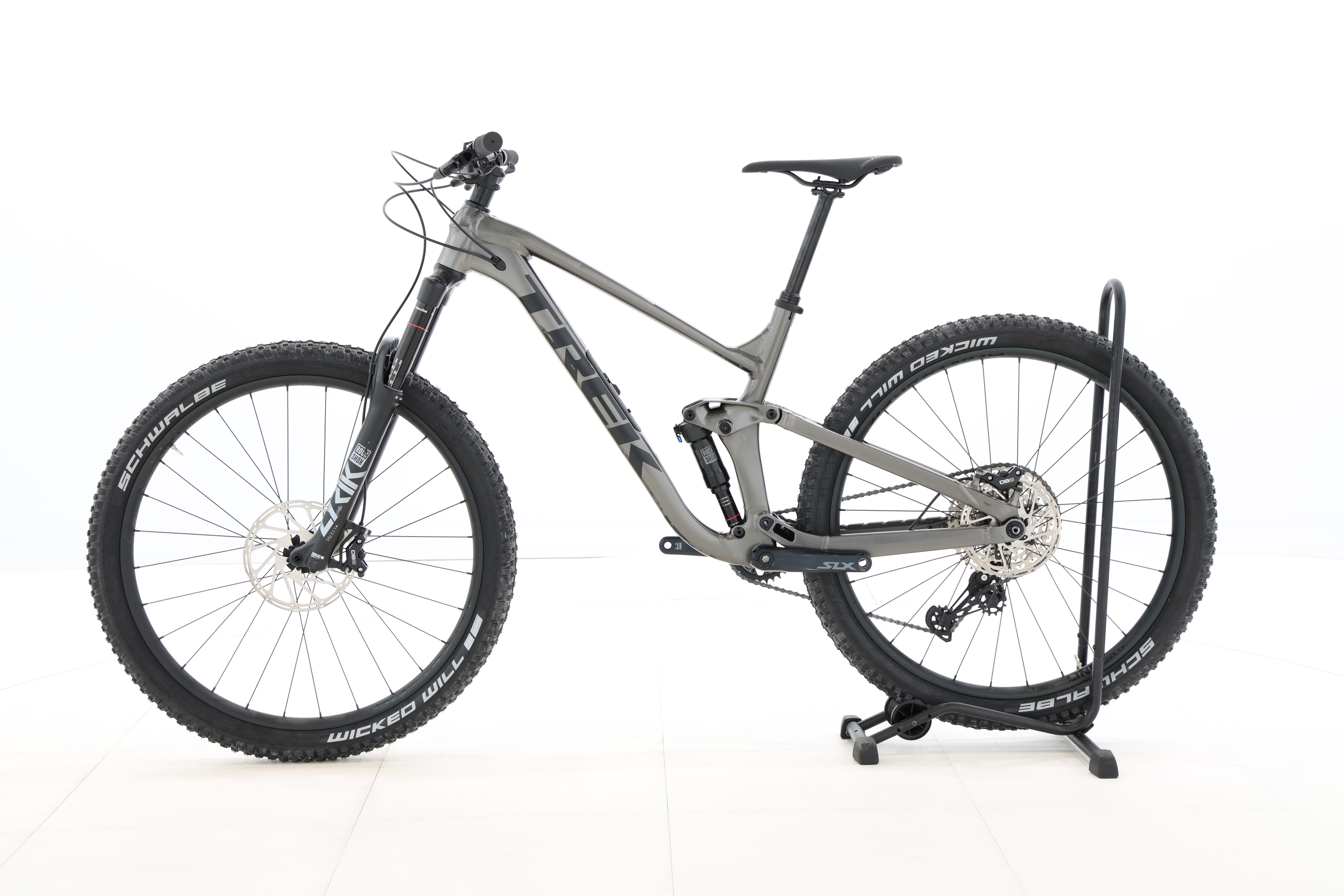 e2808612-ddf3-42be-b2a4-8378ba93e470