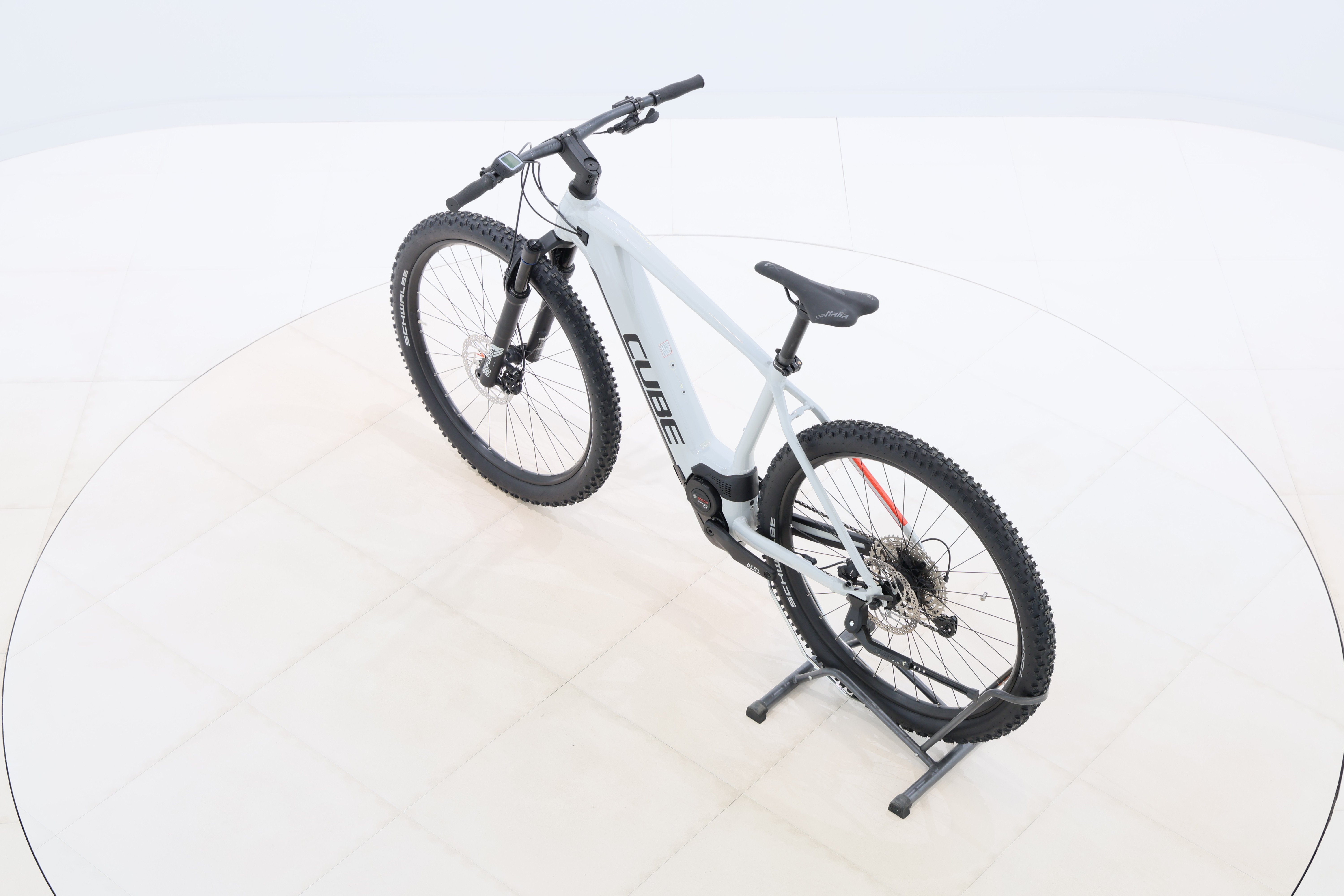 60806c87-5ef8-4ba5-94a7-d1bf33a7ff86