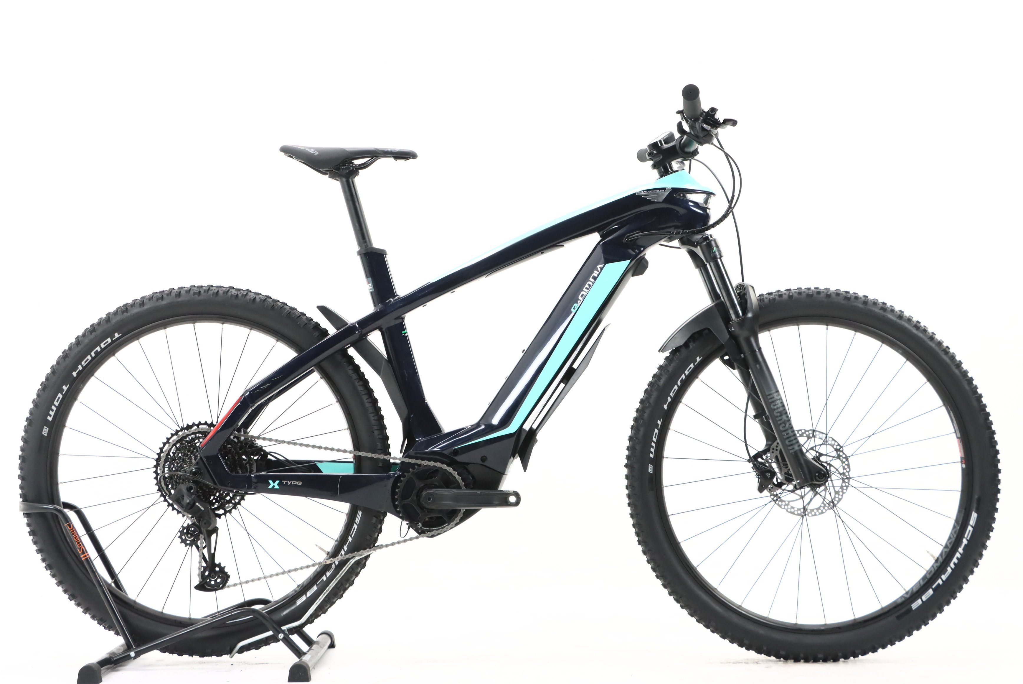 c6a8d1e3-46df-462e-a585-a935aed6328b