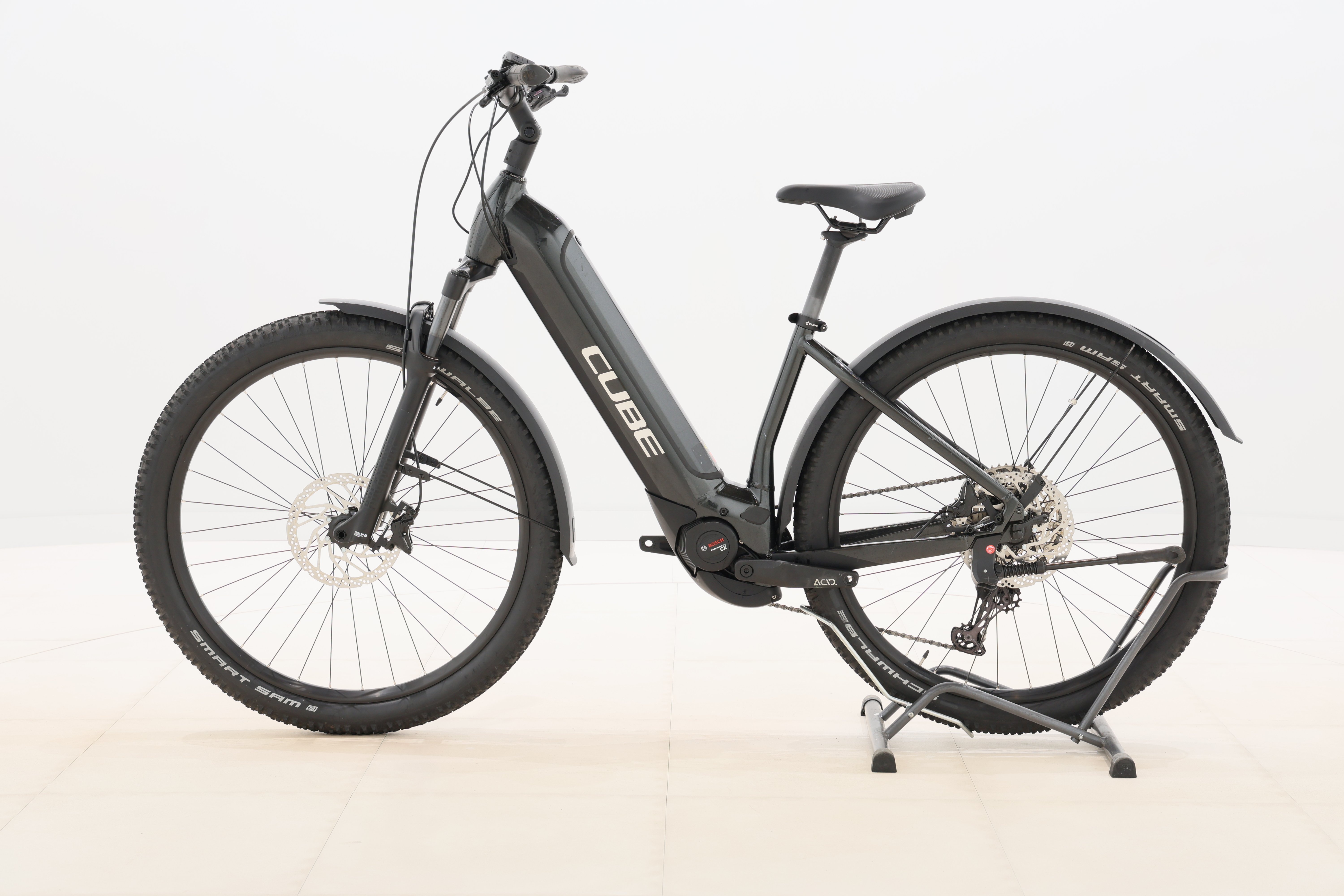 2f0835f5-4335-4321-9b58-2c9bff43bbe5