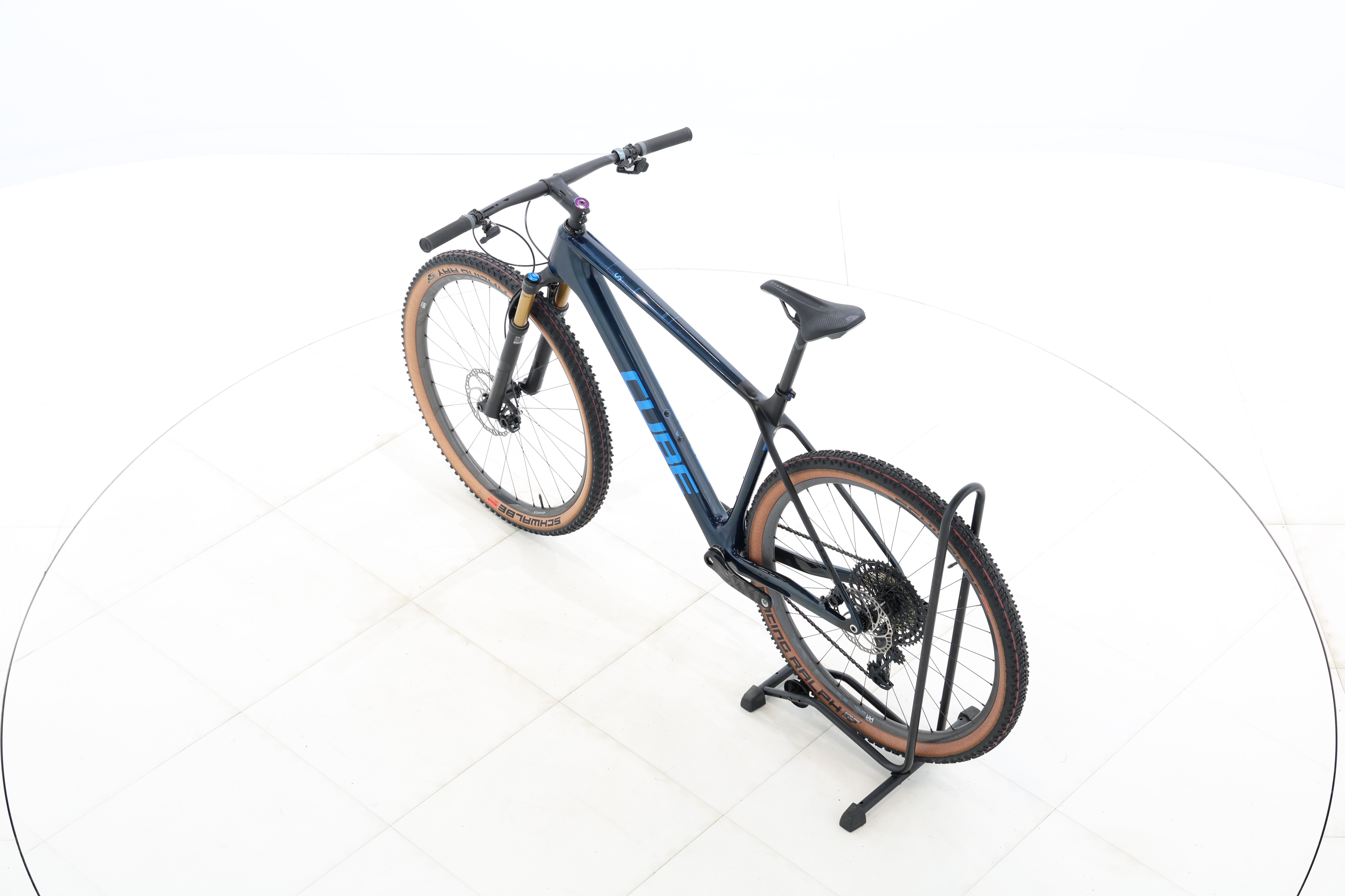 83161924-6ff1-4571-9da9-f43ee36487b3