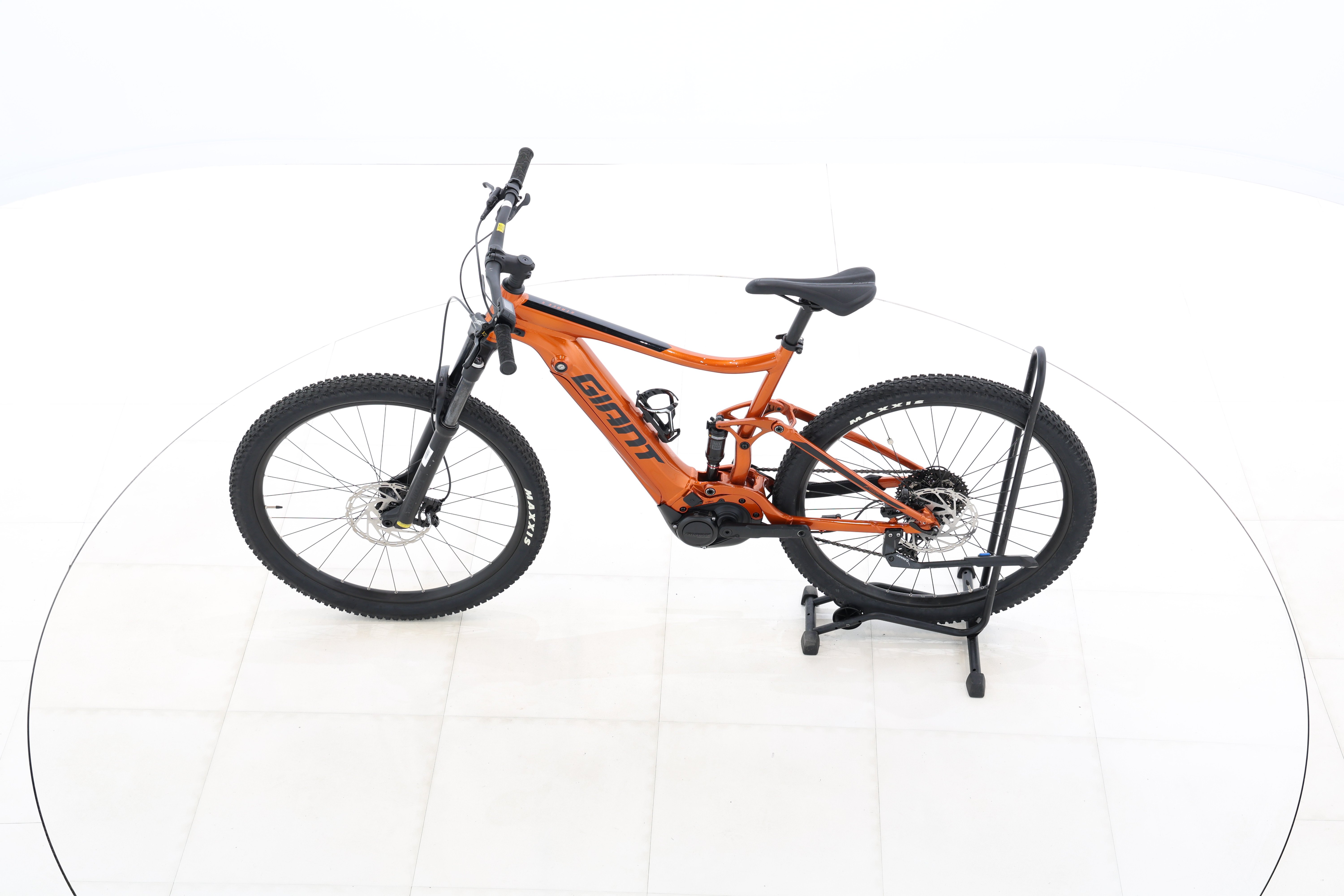 8ef4000c-4f68-4448-880a-91e1ac696e18