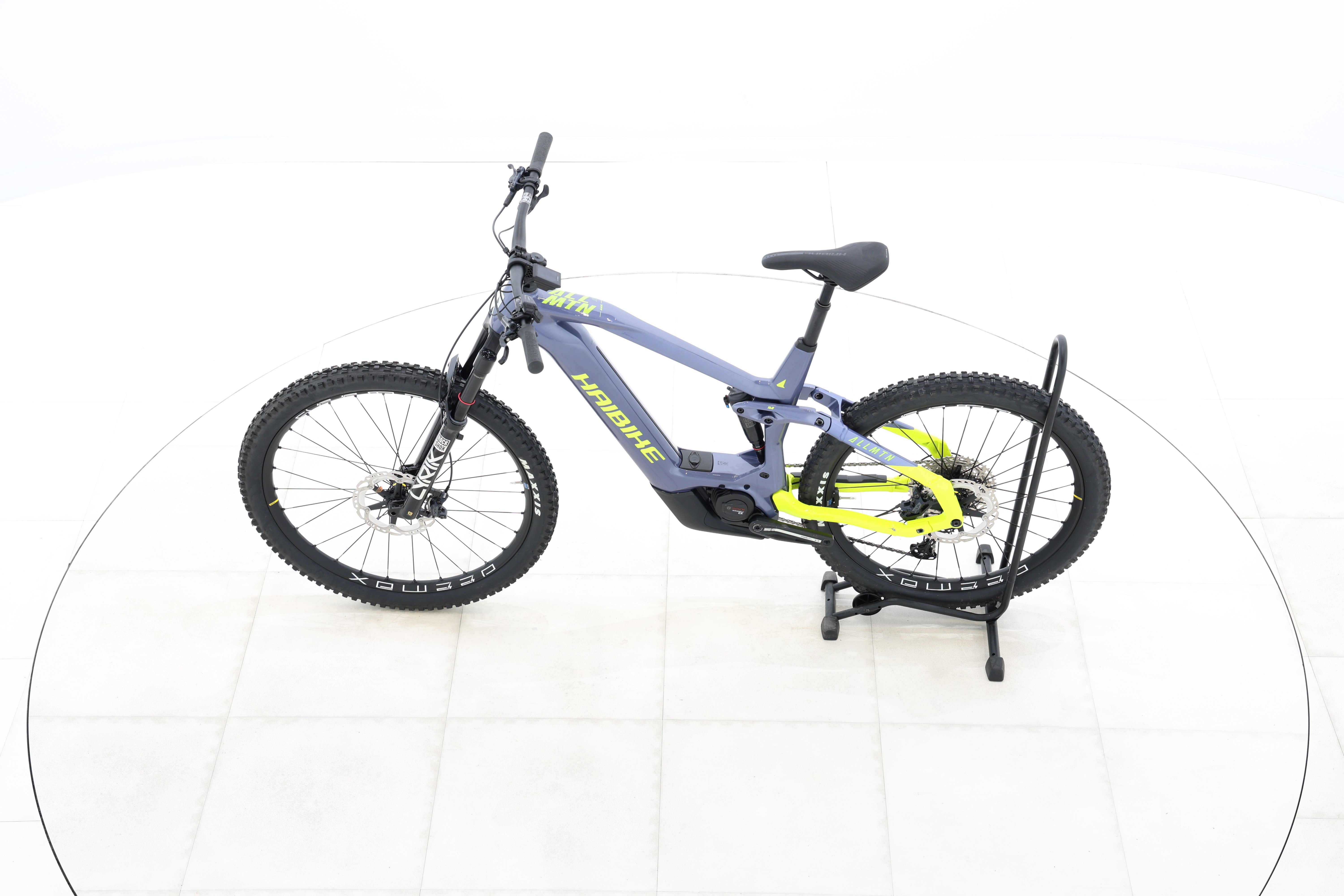 72814783-f8b1-41dd-8db3-c354284a50ed