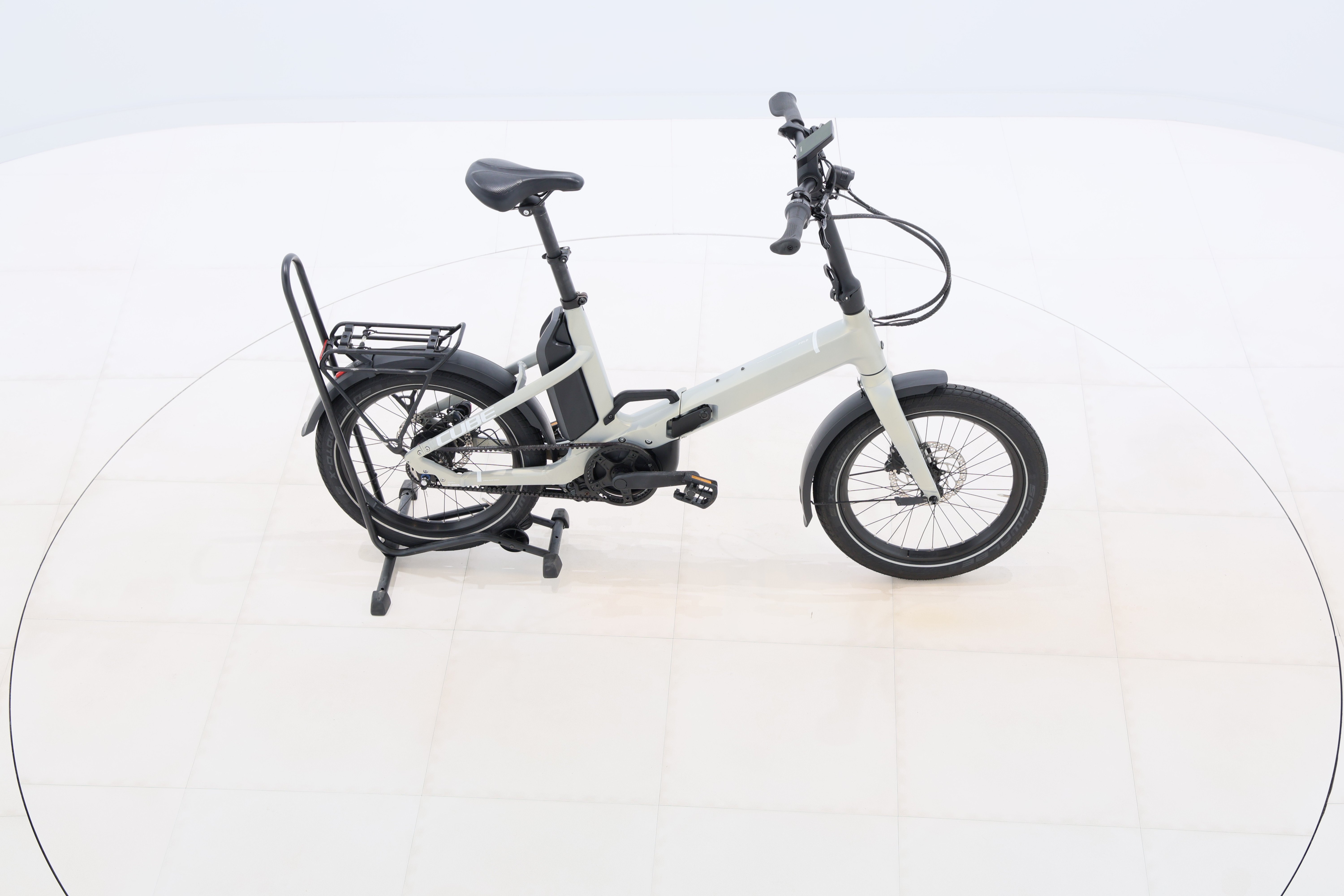 3a5668f1-a7f7-4834-9a8e-6d7a5f30fa92