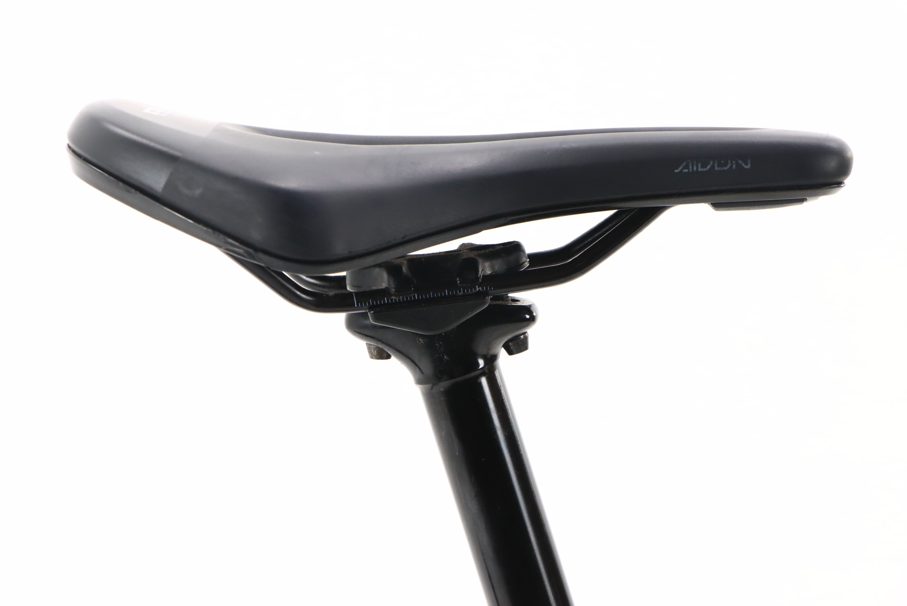 8e333adb-6f7a-469b-952e-ab5116339d8d