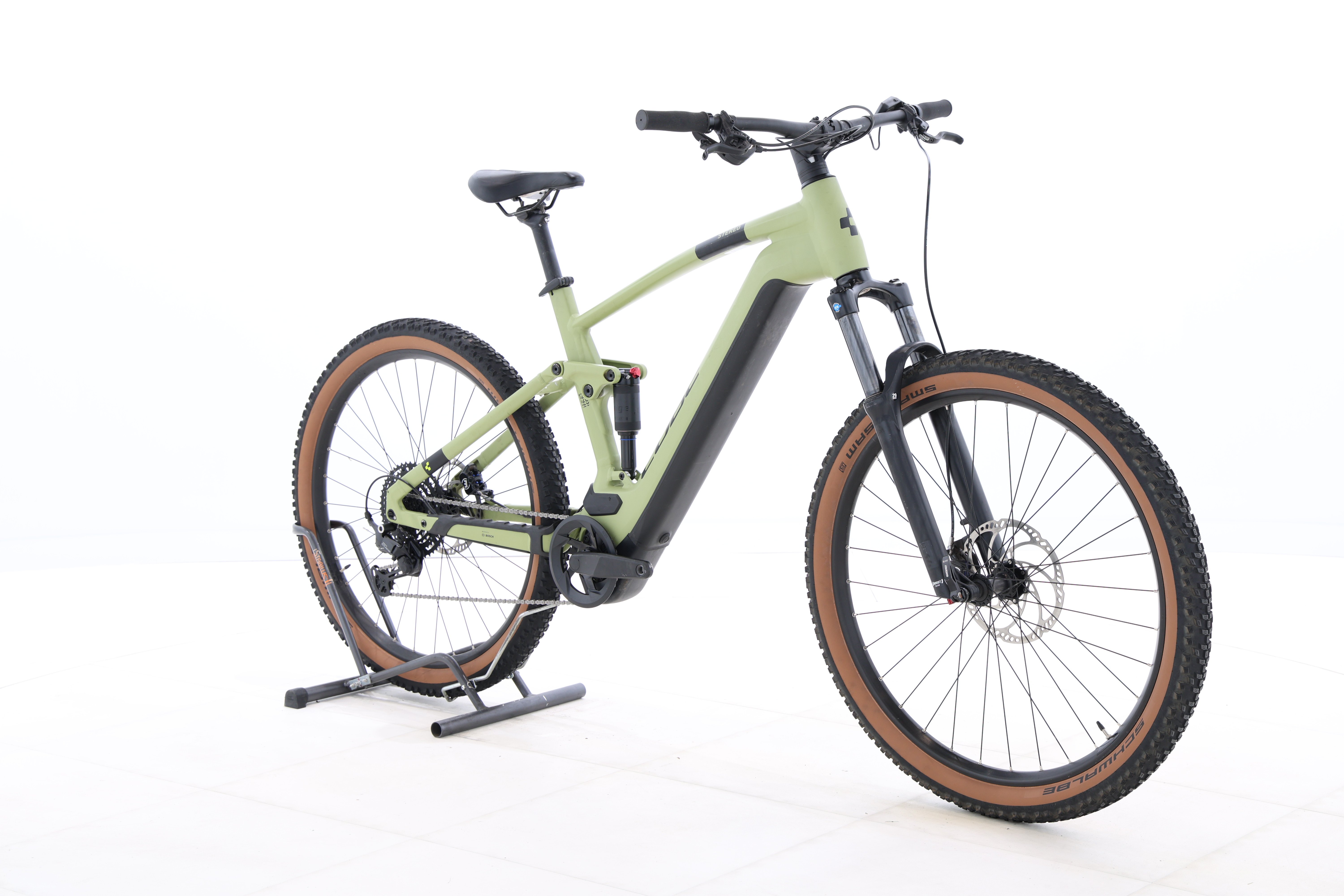 f7a0943b-294c-46e2-bdfb-088b0b9c1528