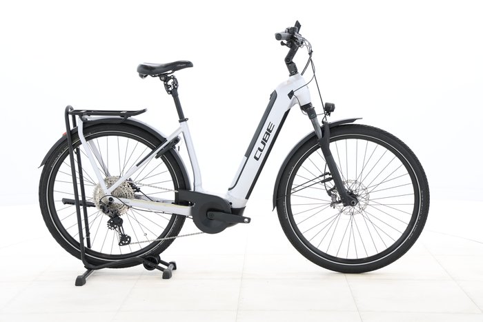 Cube KATHMANDU HYBRID SLX 750 2023