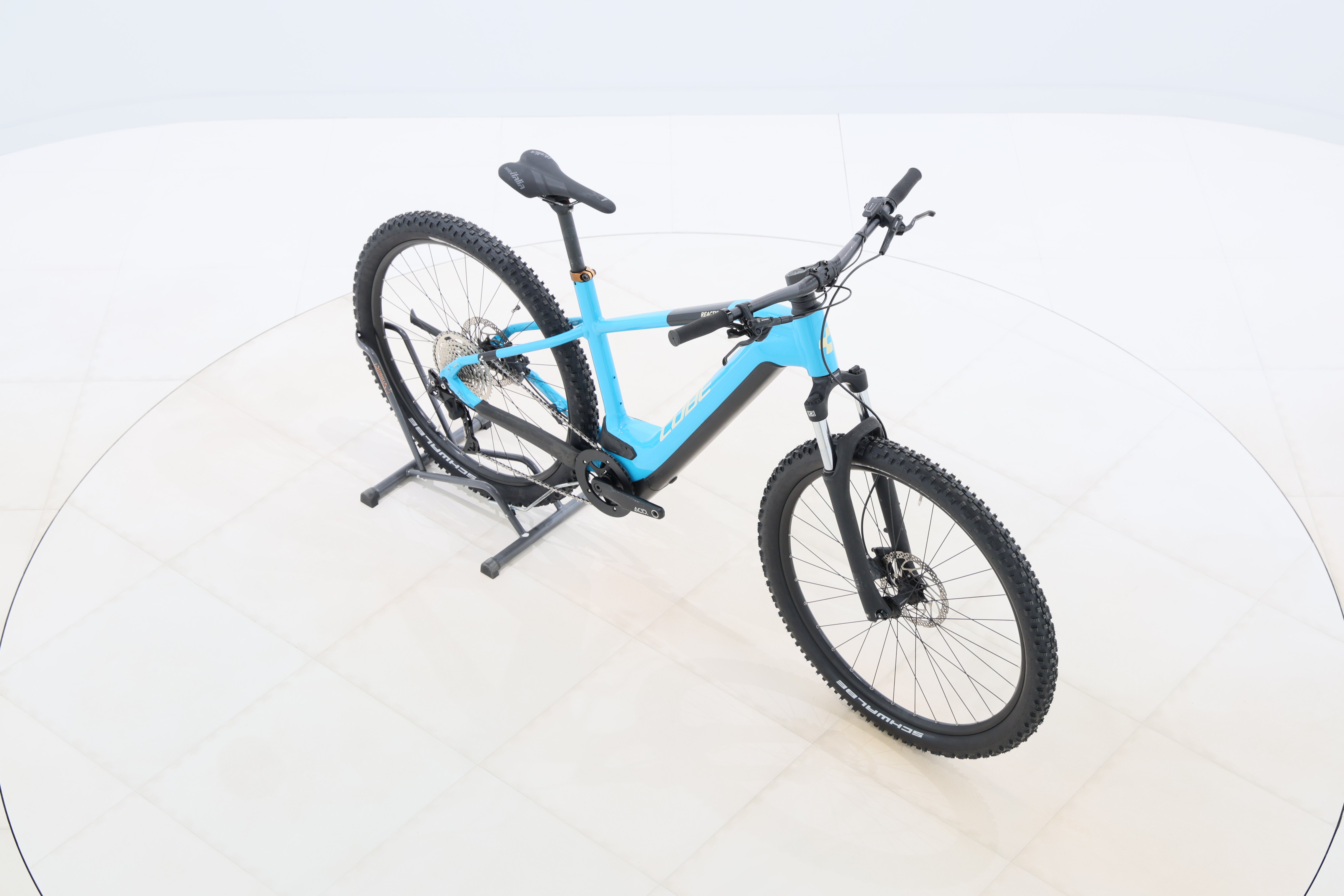 cce6d502-0fe6-4b82-a8fc-3d8ca850e2d5