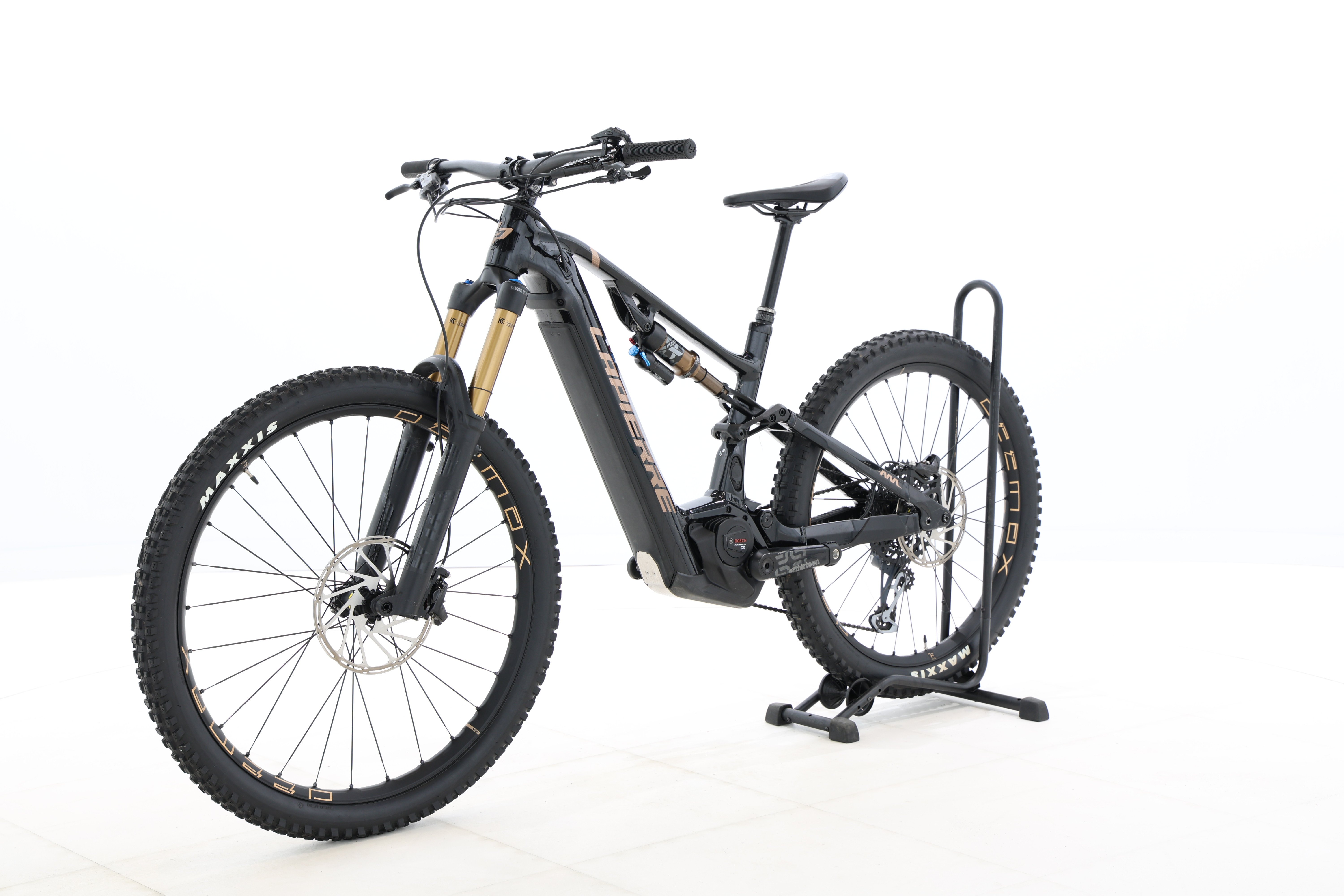 e84e34b0-e2fe-49f8-a986-2ba244b39506