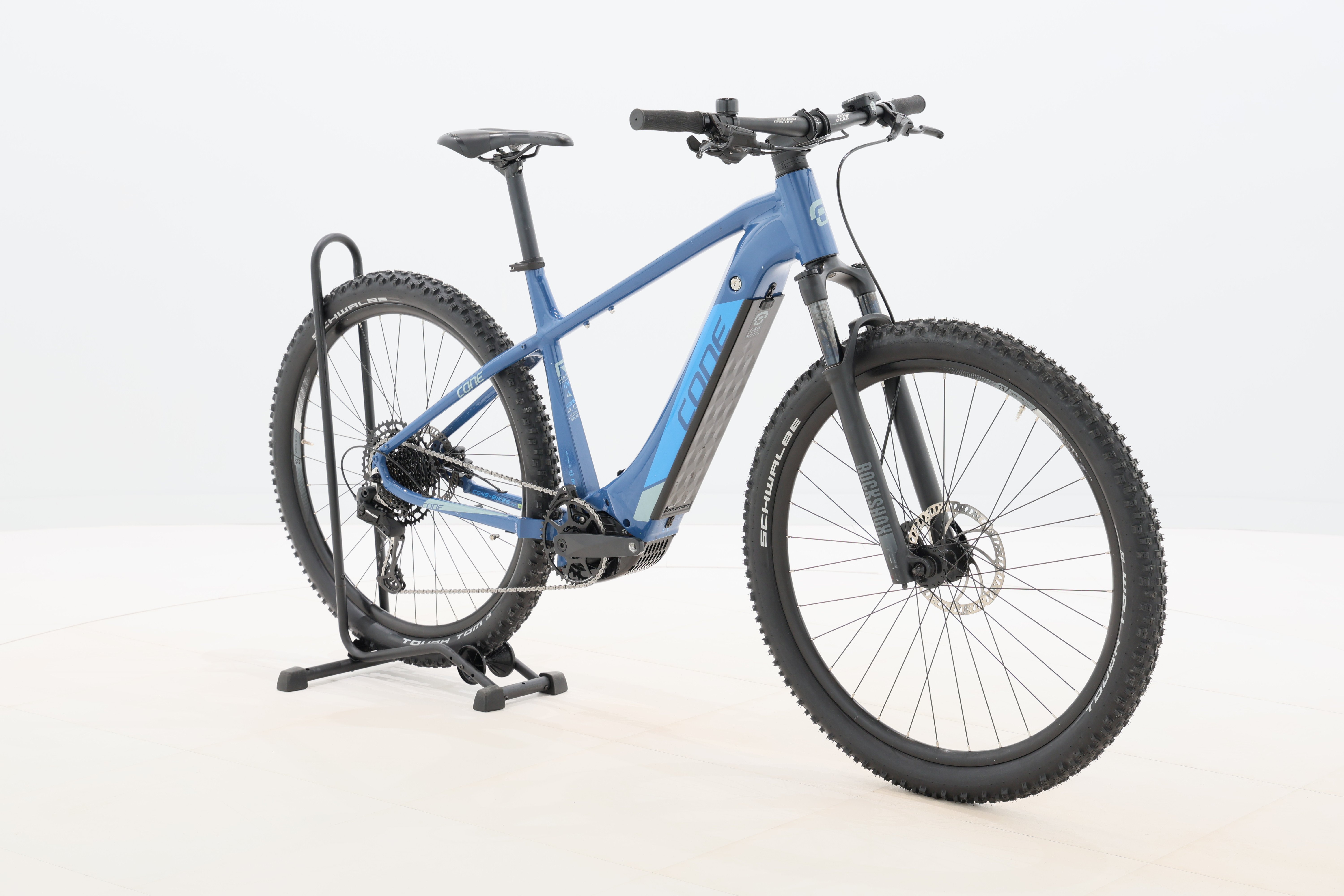 d73ecd0d-aa28-4000-848d-742028724742