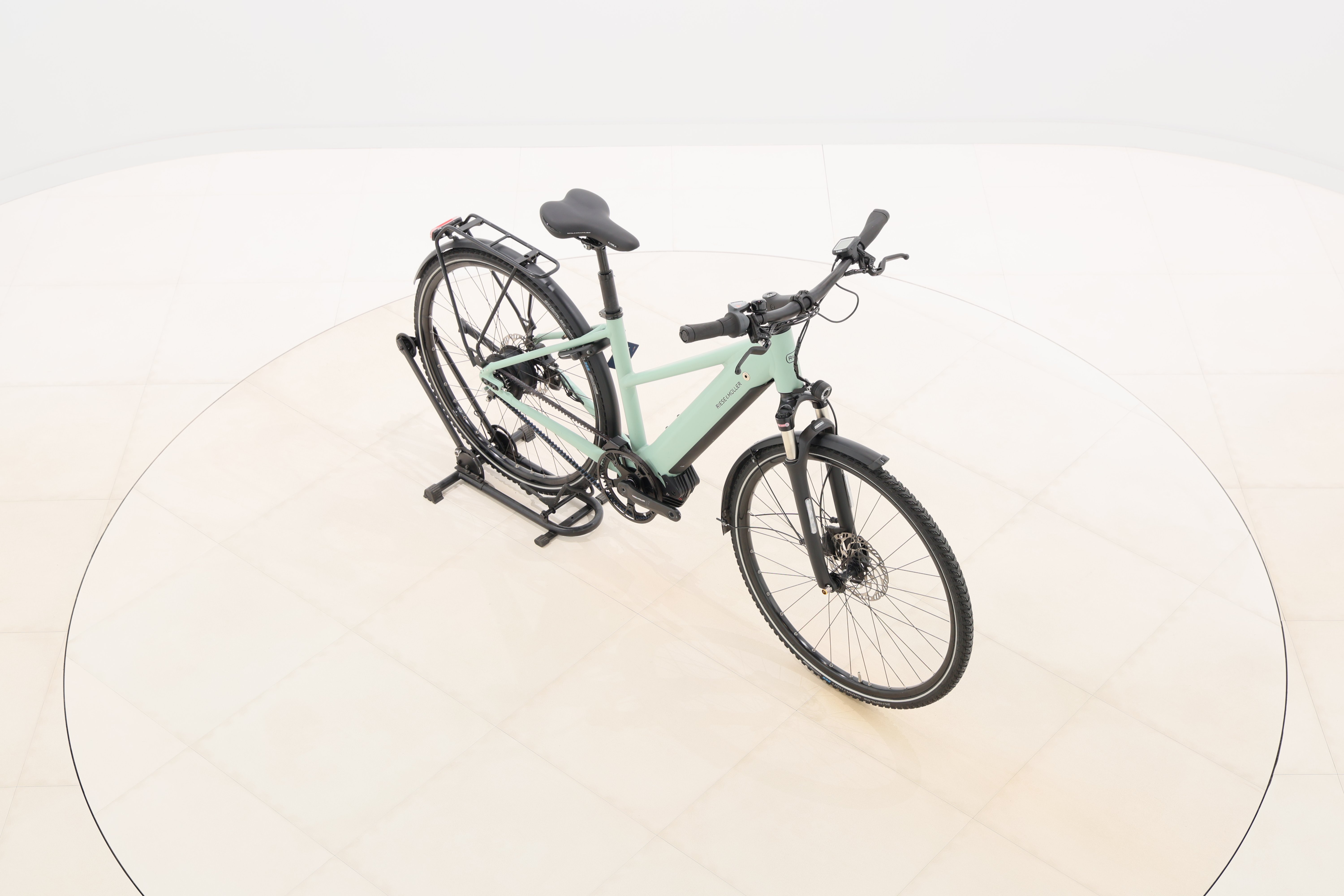 fe93ba6b-a5fd-40aa-8031-1501299fcbab