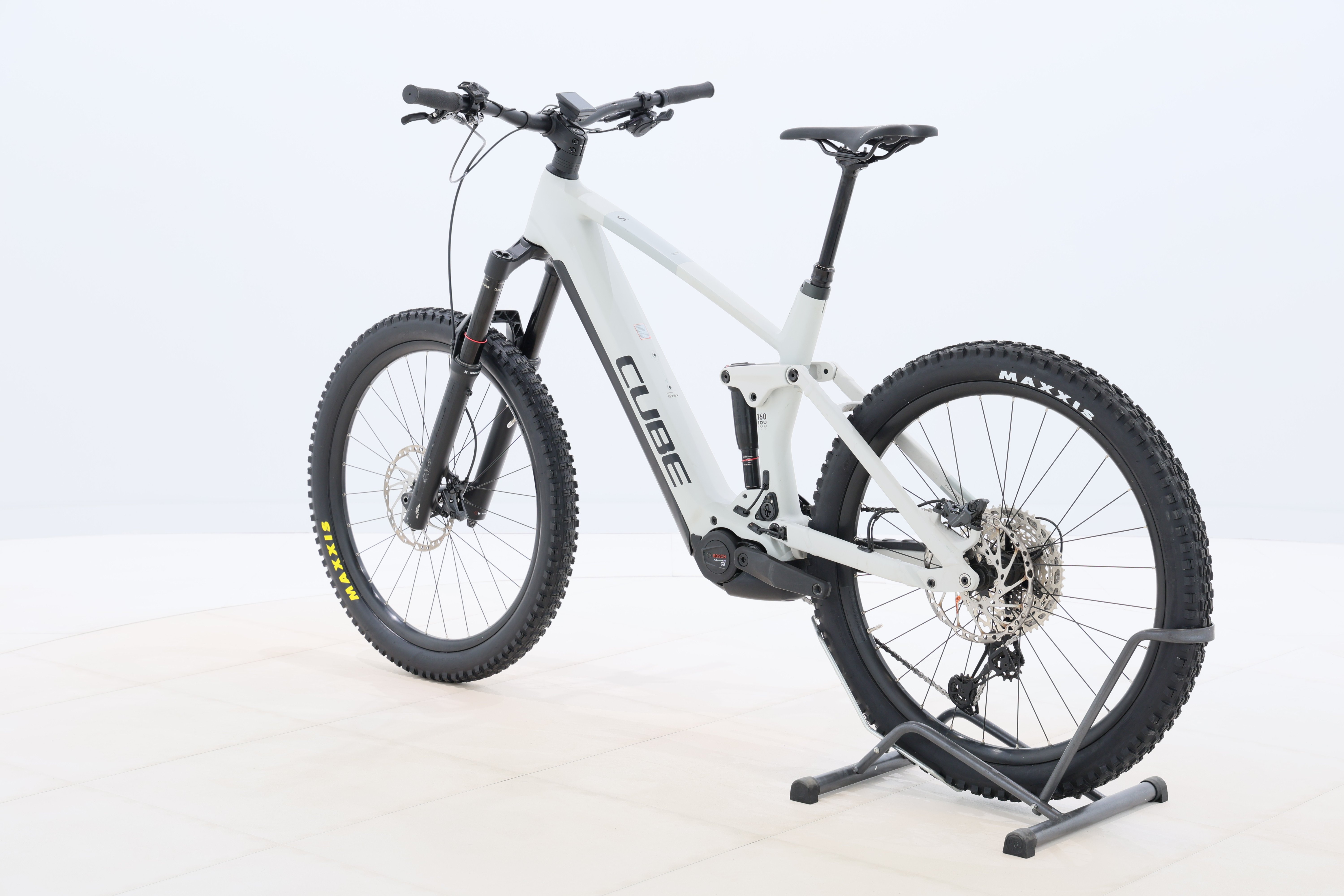 bd15fb19-0ab9-4799-858d-6c8328198d7d