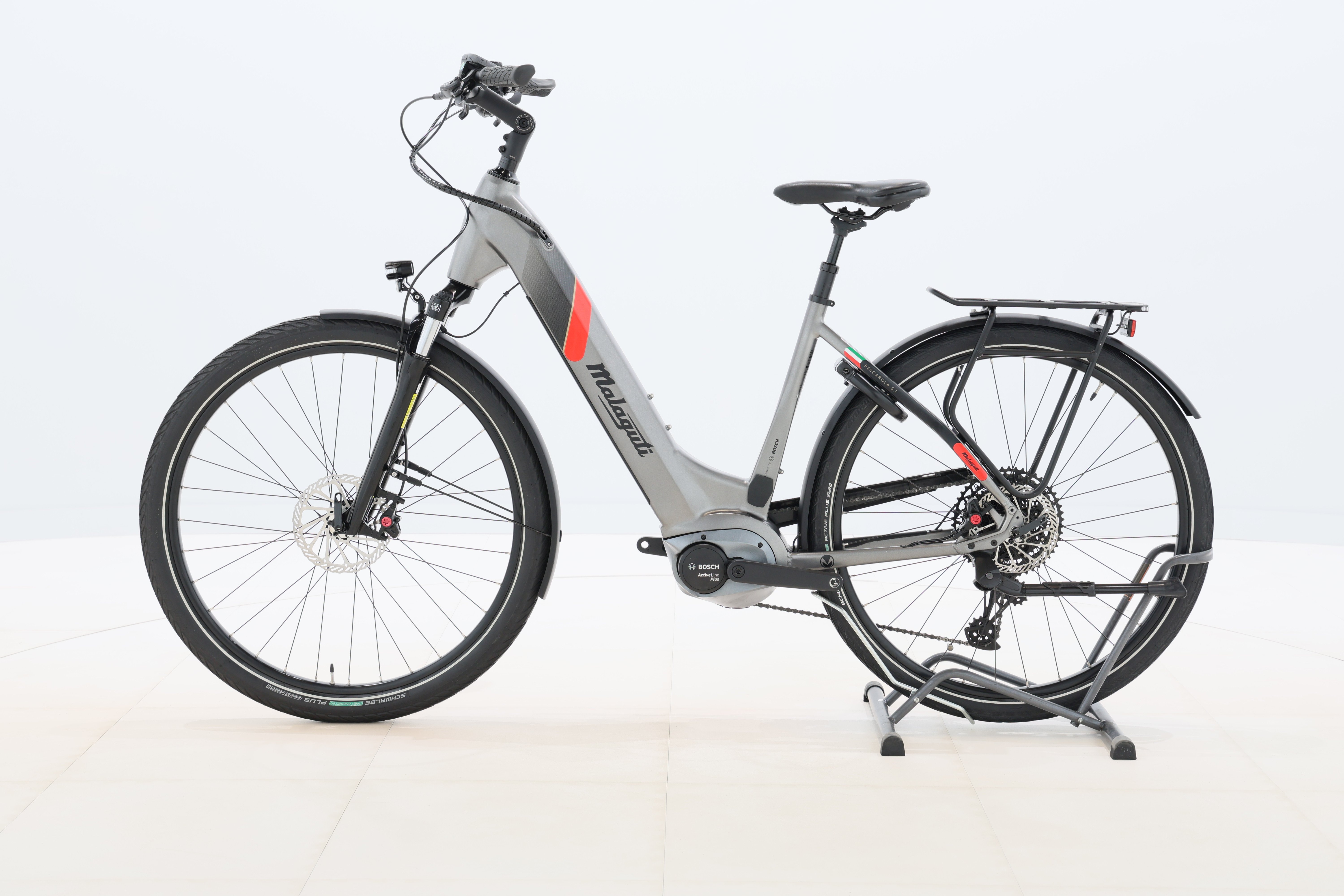 13237249-47bc-47f1-ba79-073a23dbeac6