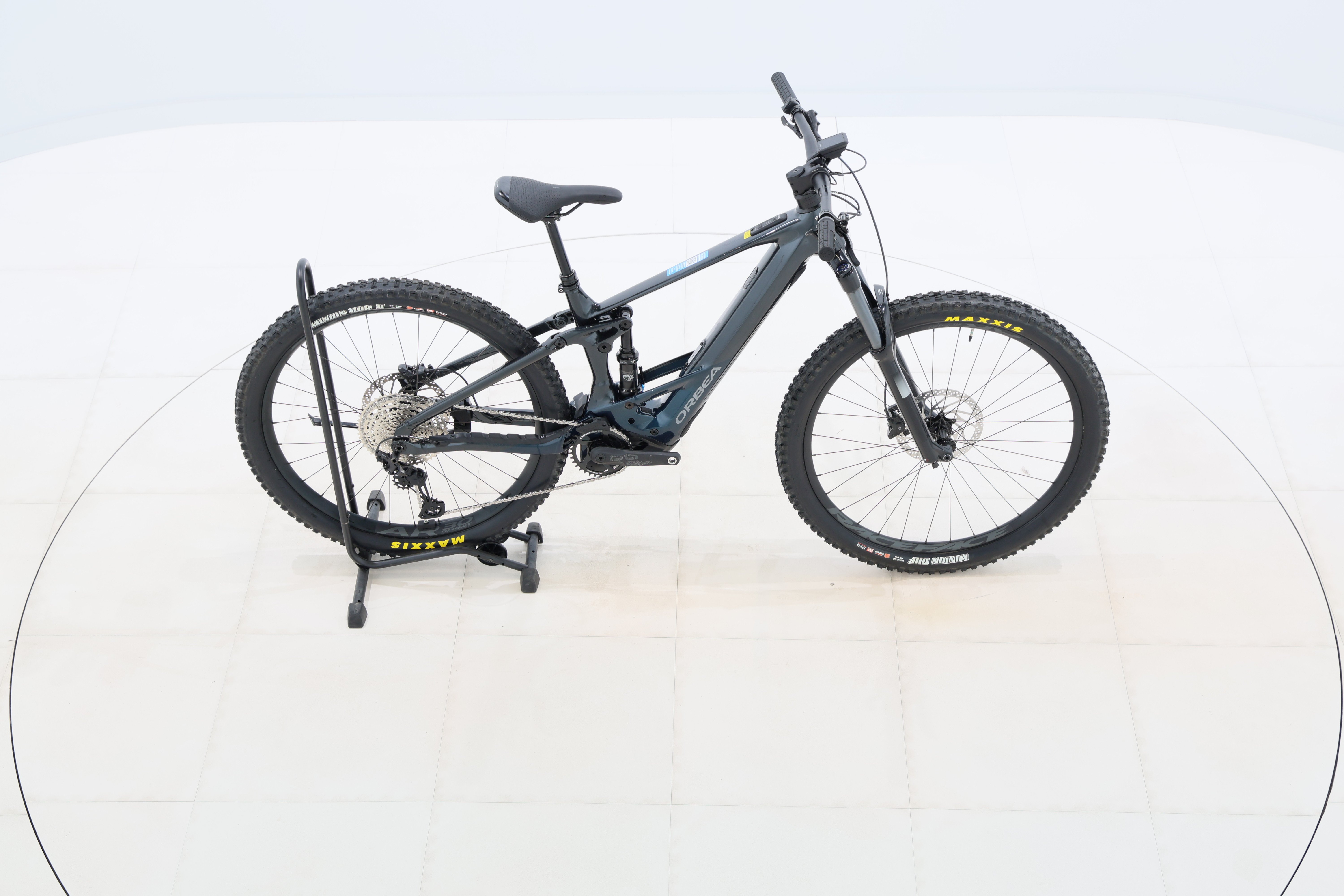 c9378459-a771-4f32-a150-ad0b7179f260