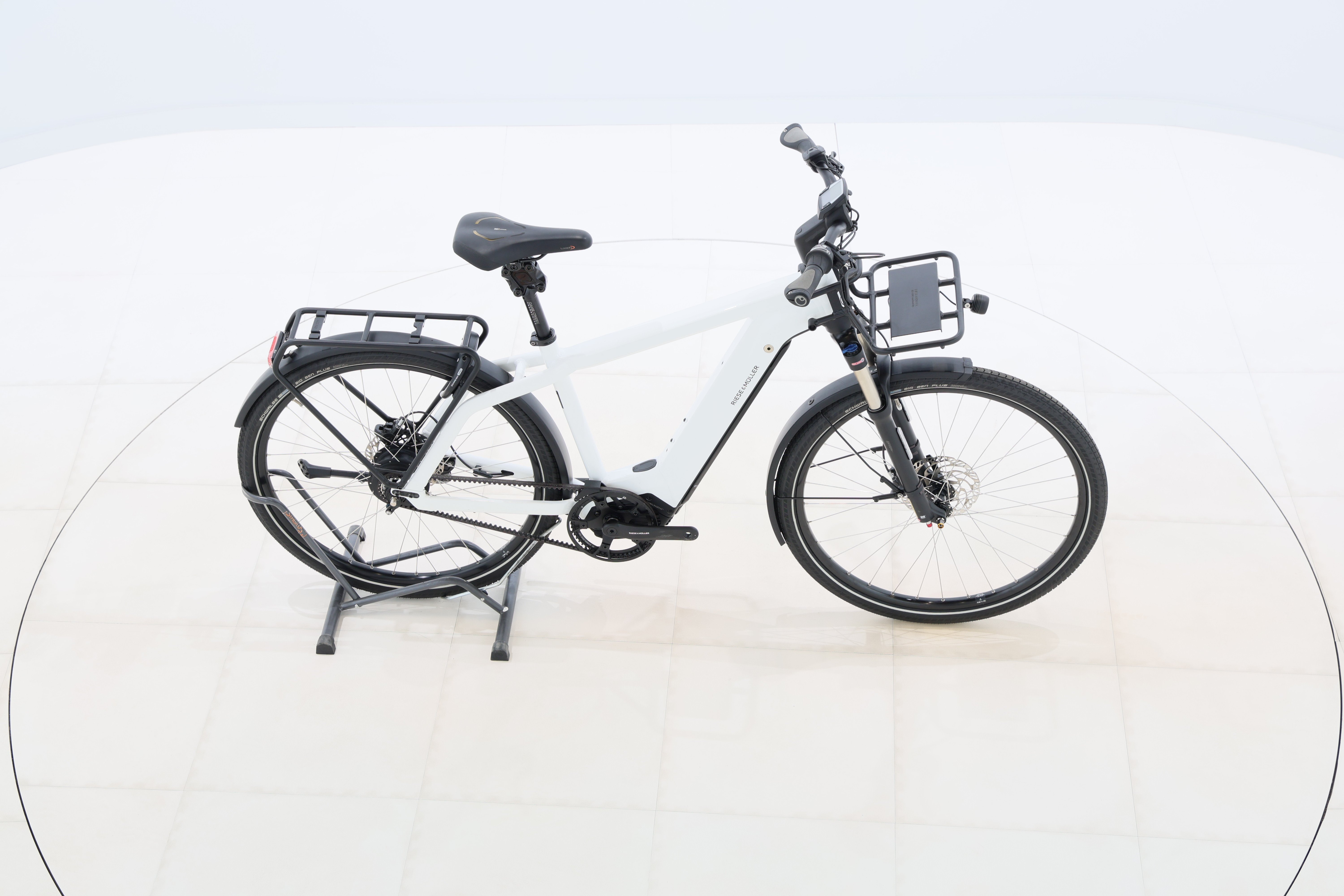 2f2aa27f-8673-41d1-a8c3-e262f5173810