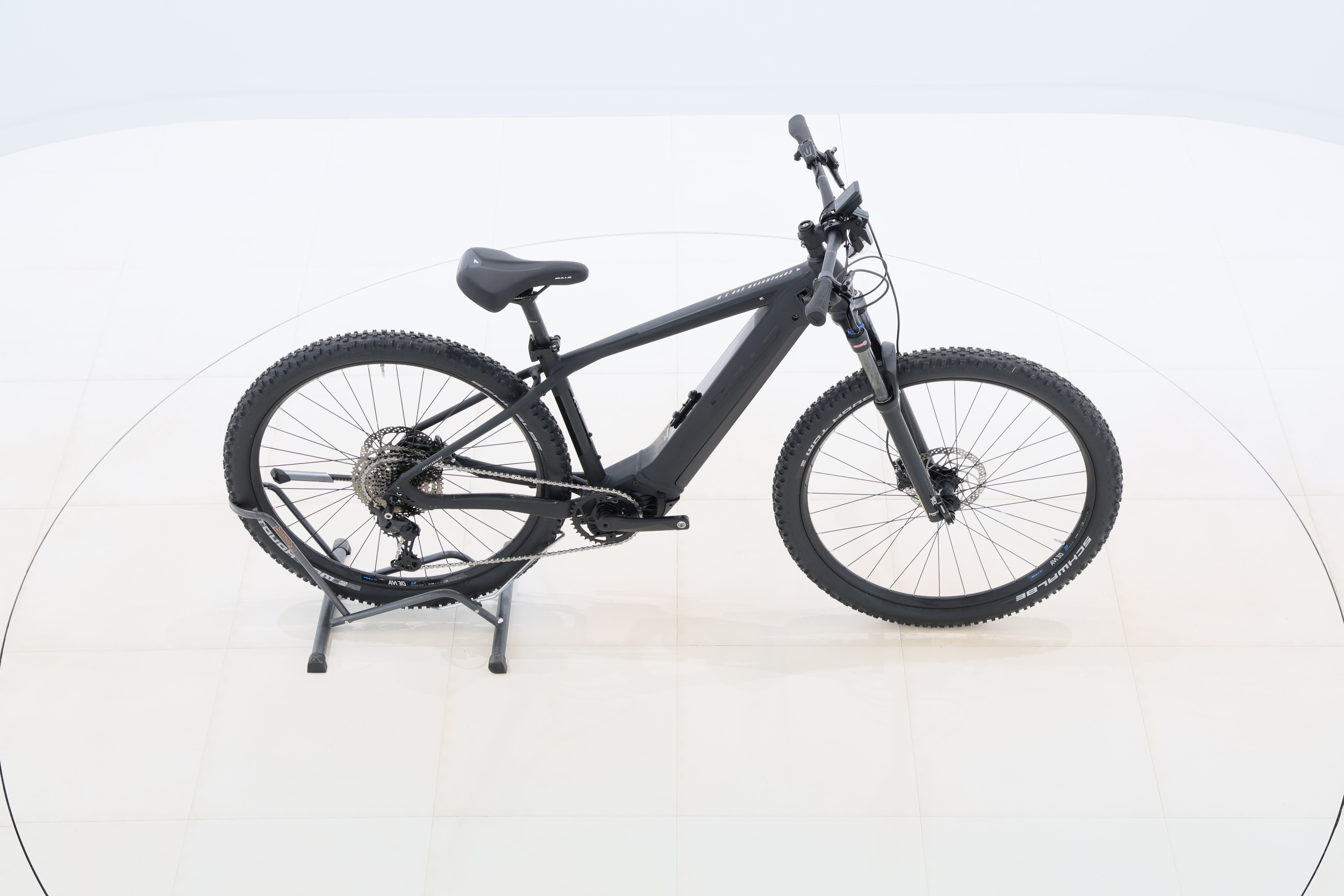 ce1f0787-8229-4350-a473-d242ad357fe6