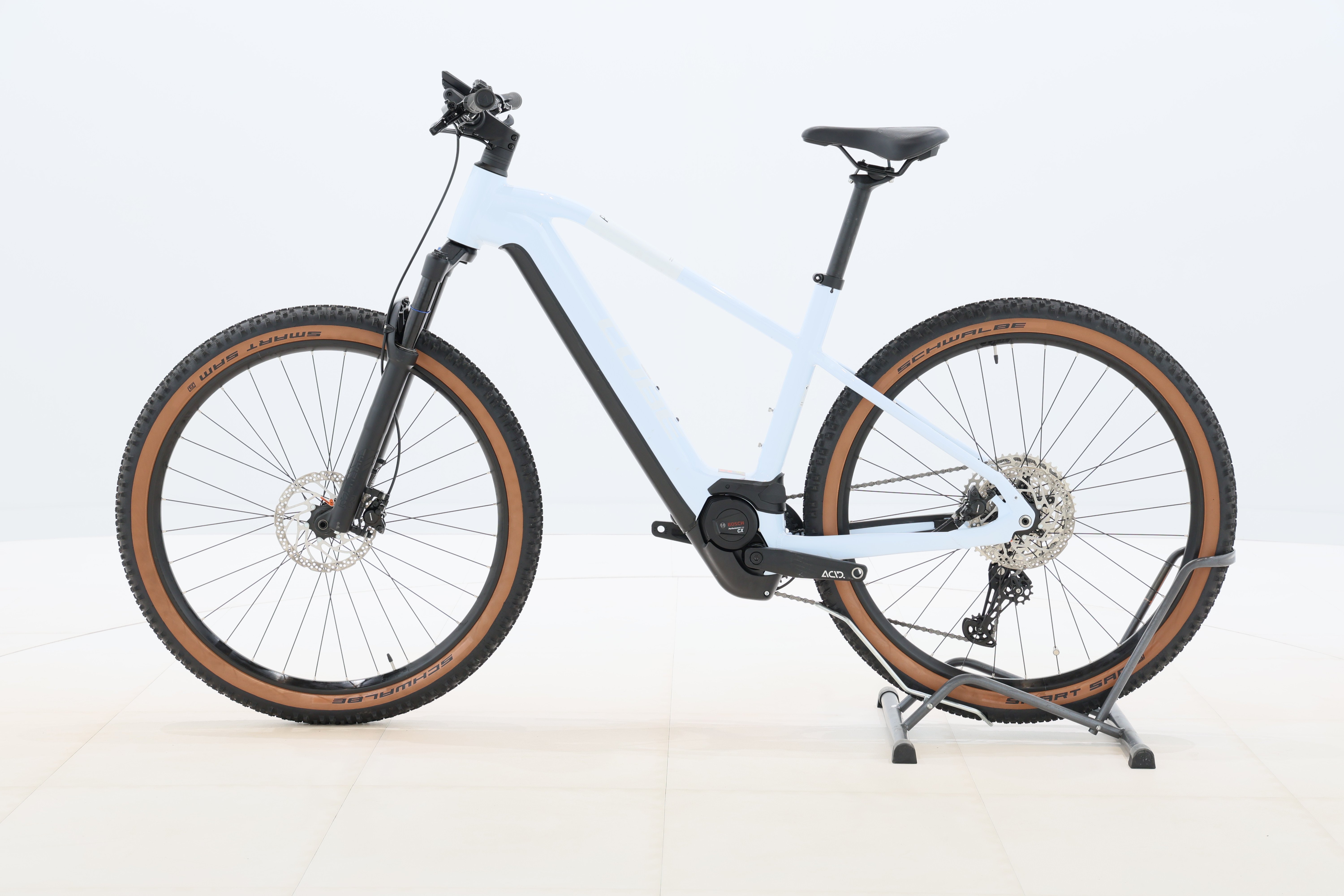 bb8ca334-aa4f-420f-942b-8425b1480f0f