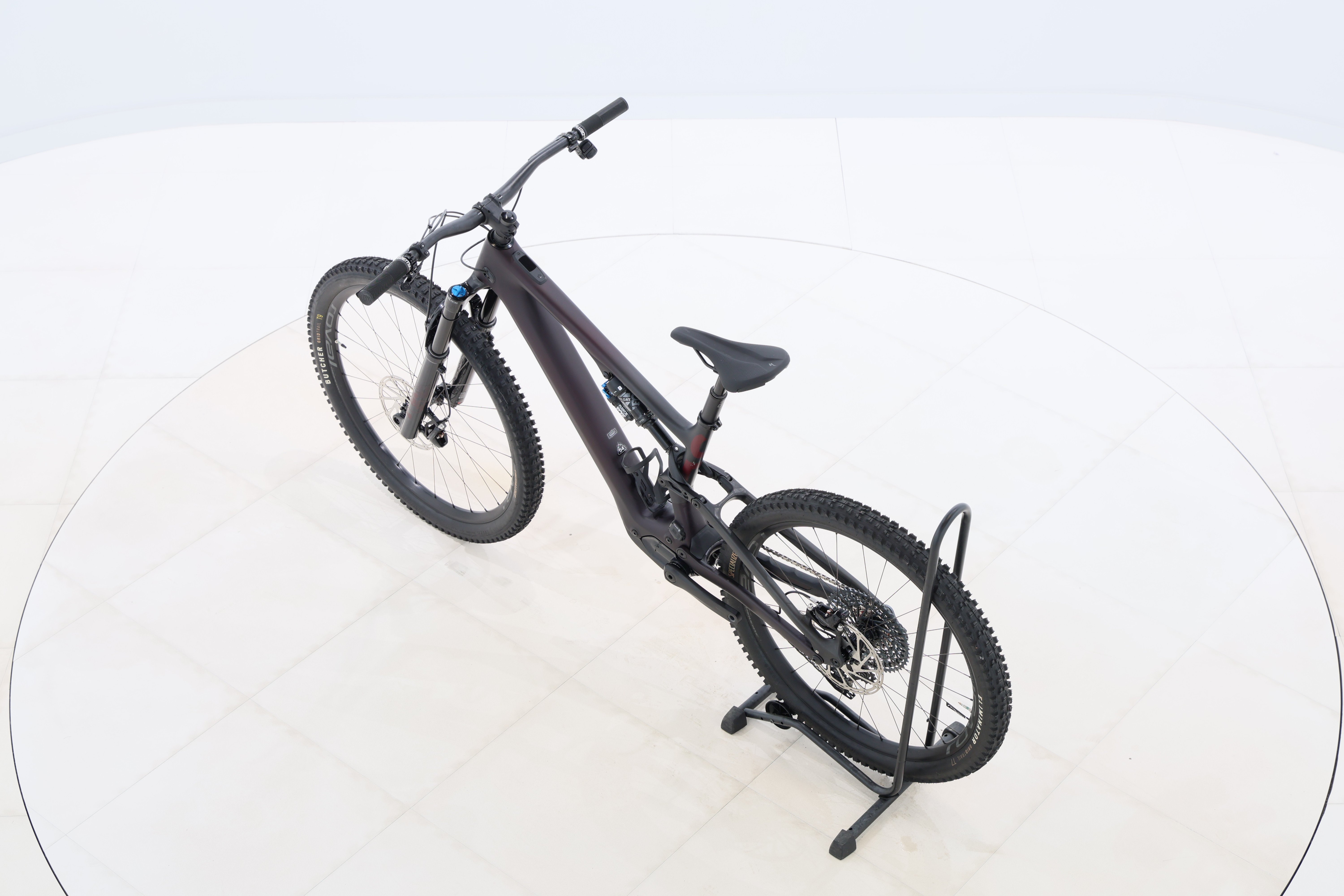 6ed5553e-2aac-4469-a895-9a4ed7eebd81