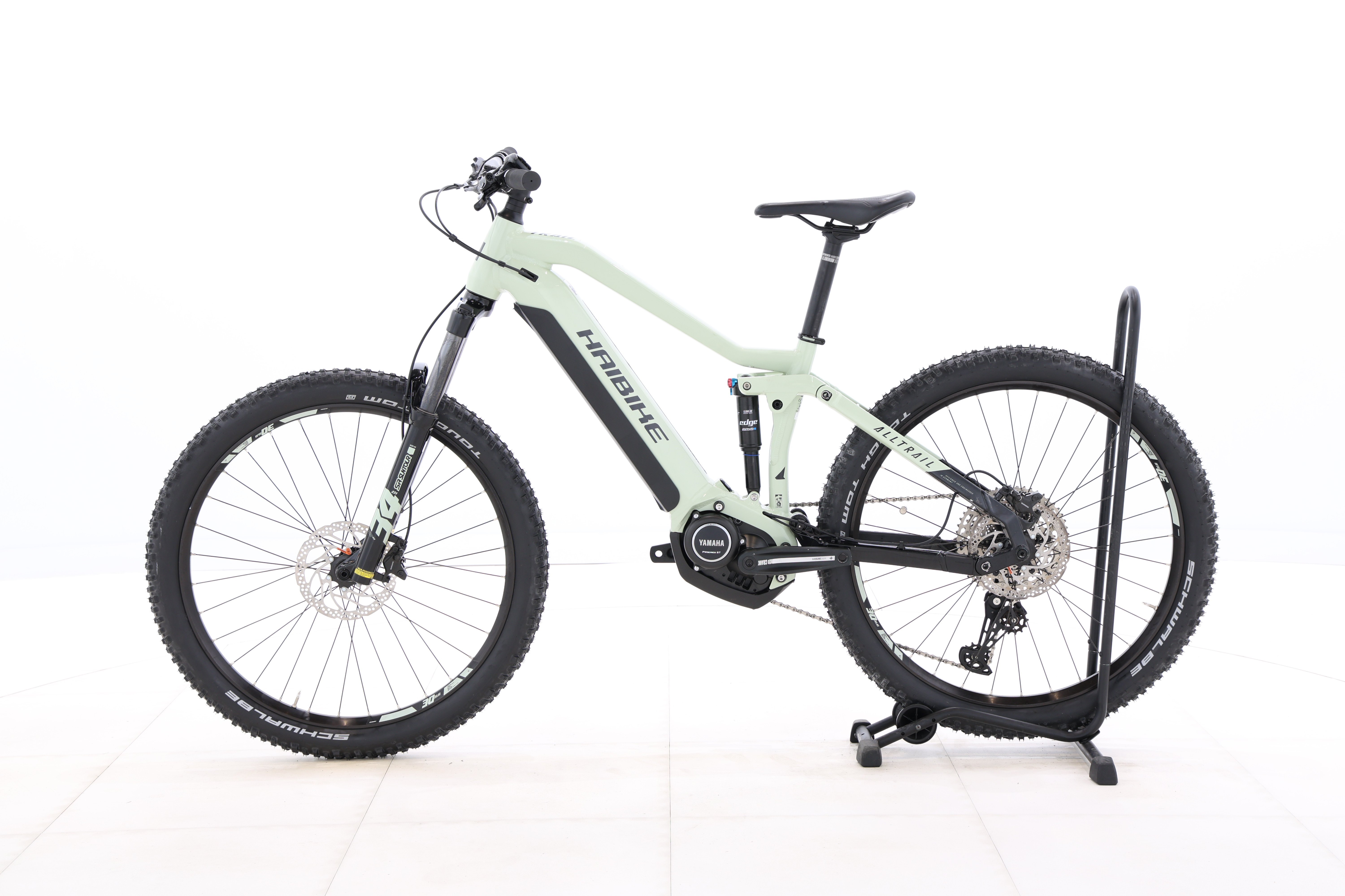 384345e2-caa5-4681-9c08-8ef36dc01e83