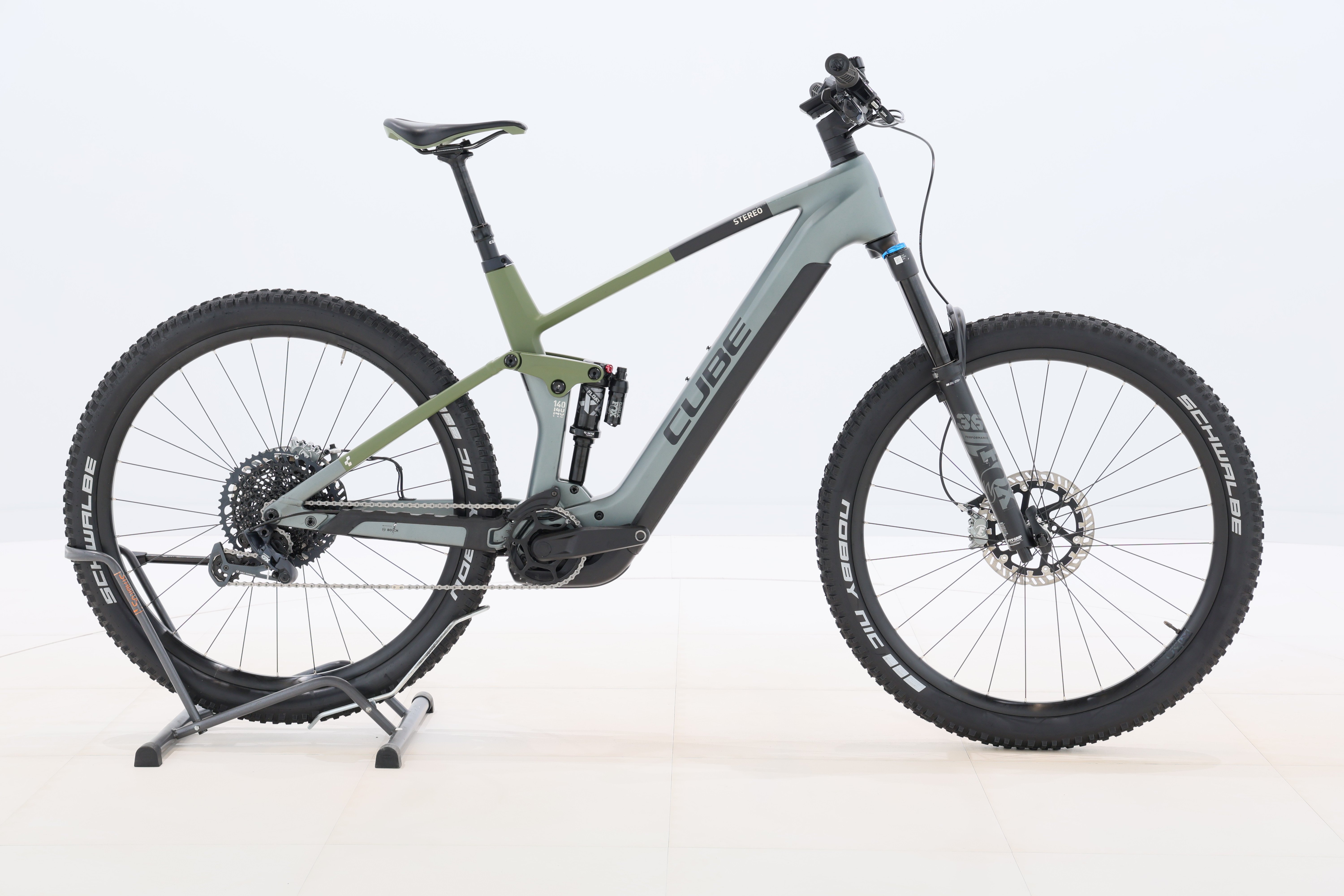 95966994-8b27-4f27-ab4b-658a181b466b