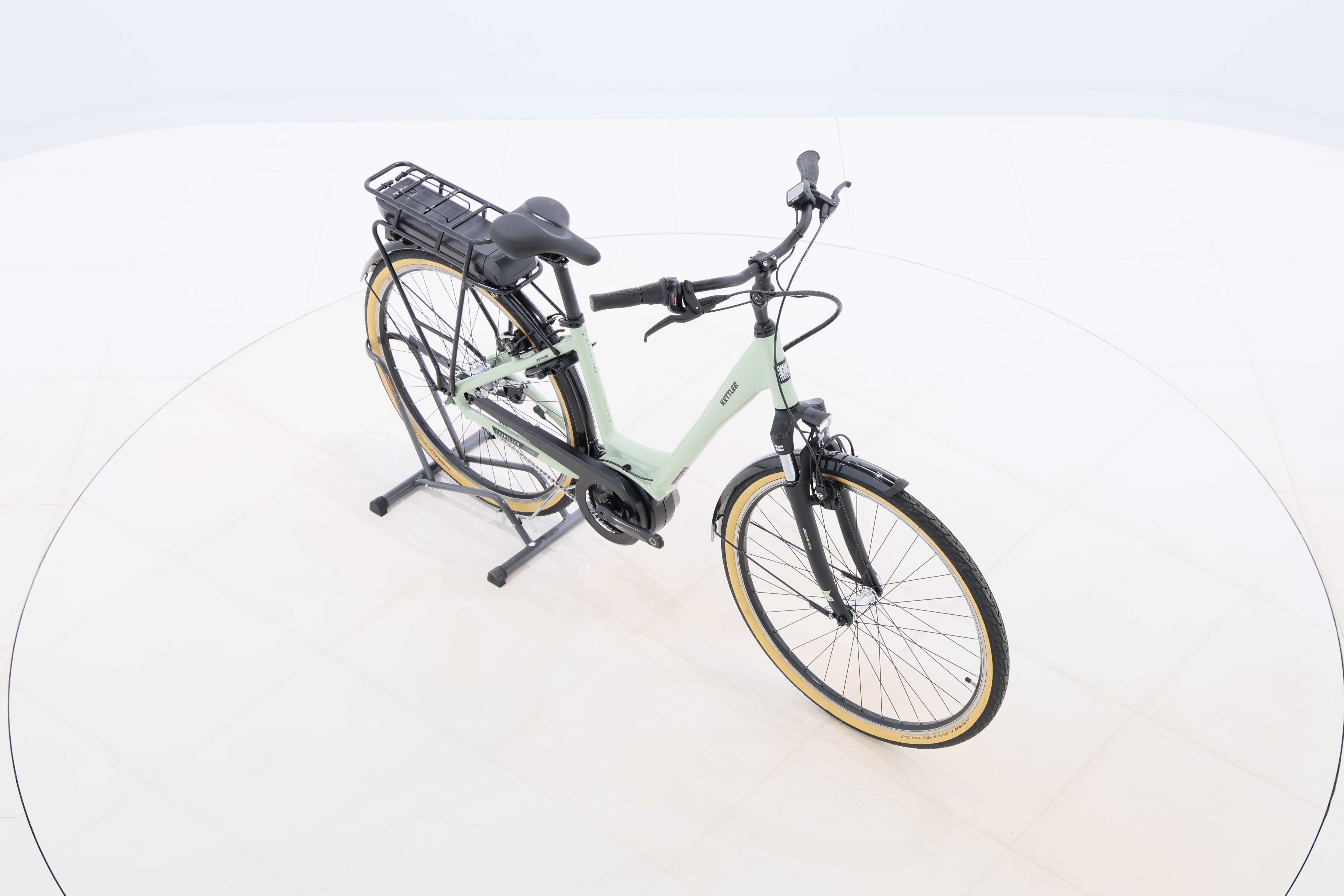 571c8942-4181-4df2-a6fd-2c737cffb367