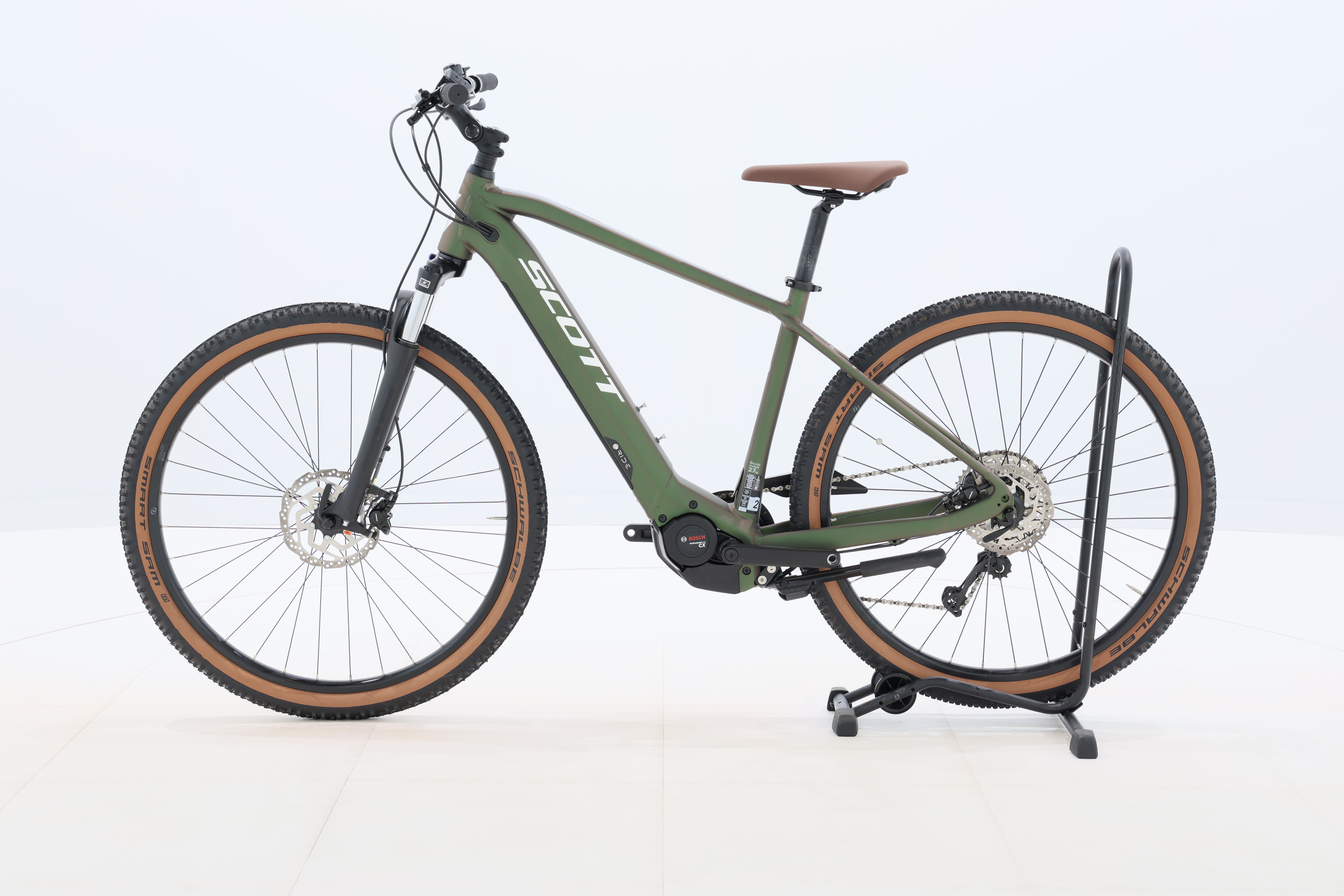 ce8403f2-a500-4fbe-8f16-59a1881d2e42