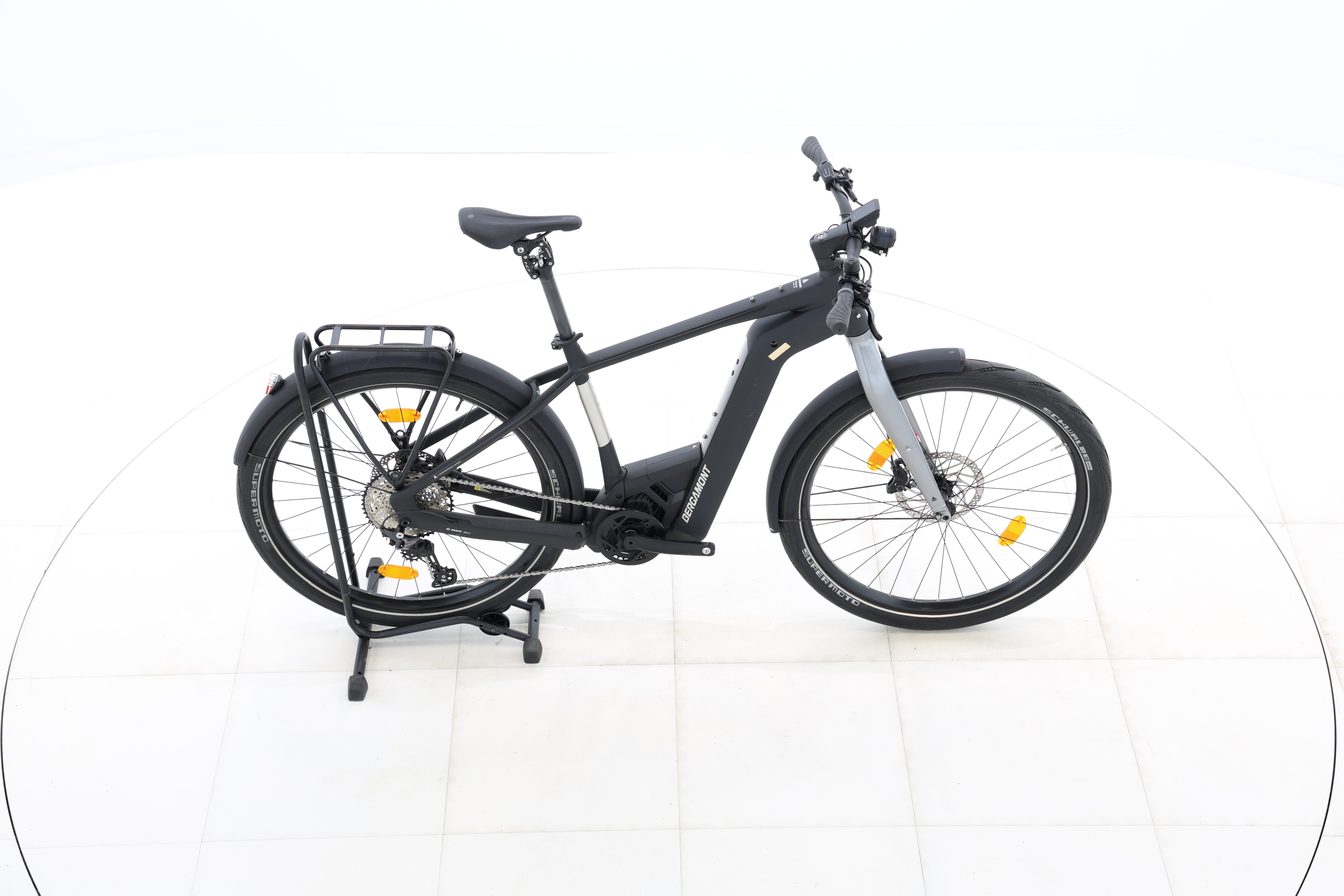 d8140945-2afb-4301-b3c2-6a625b2b6bb2