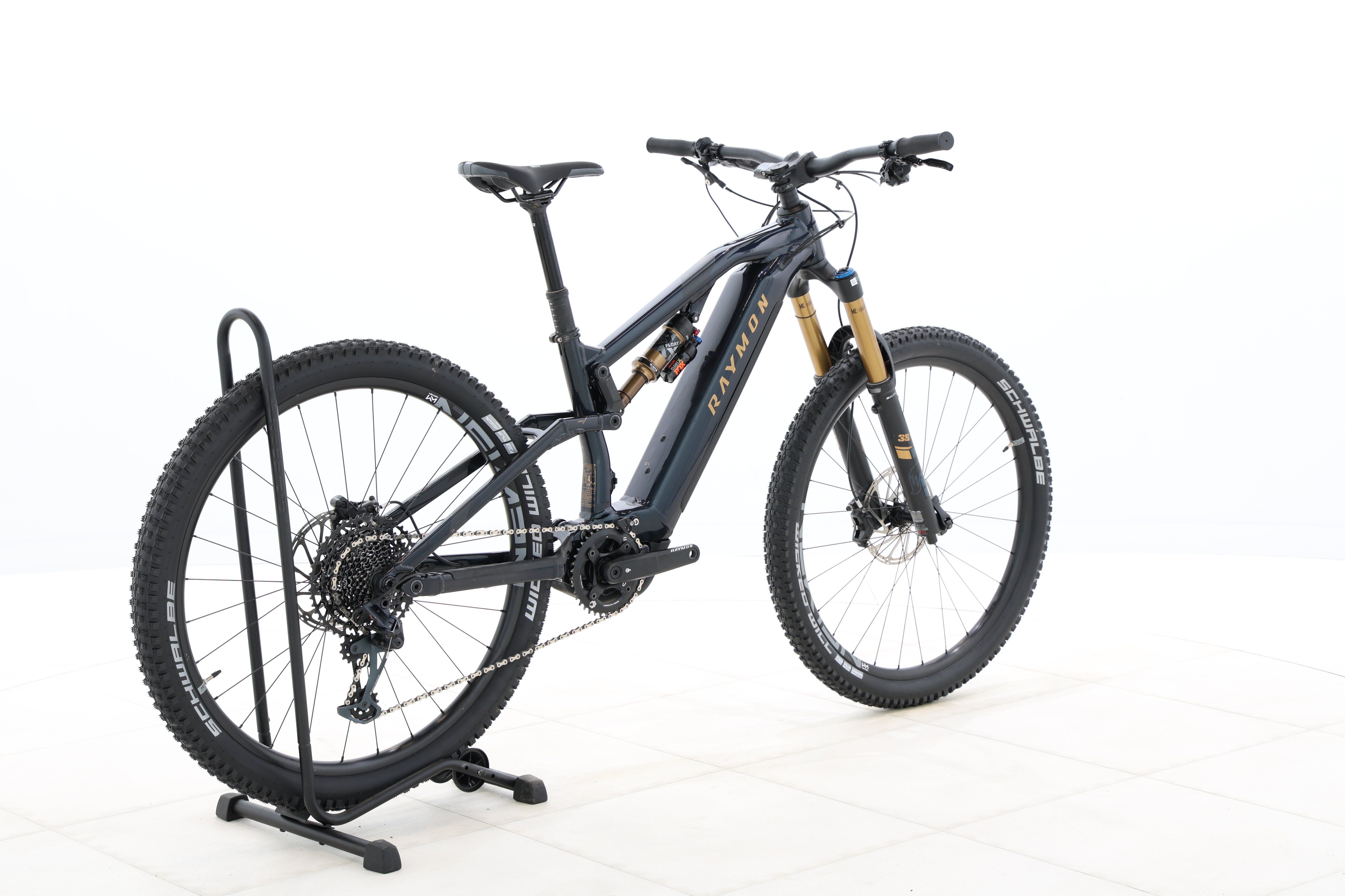 21b715fe-be45-477a-a0f4-62bcbec93431