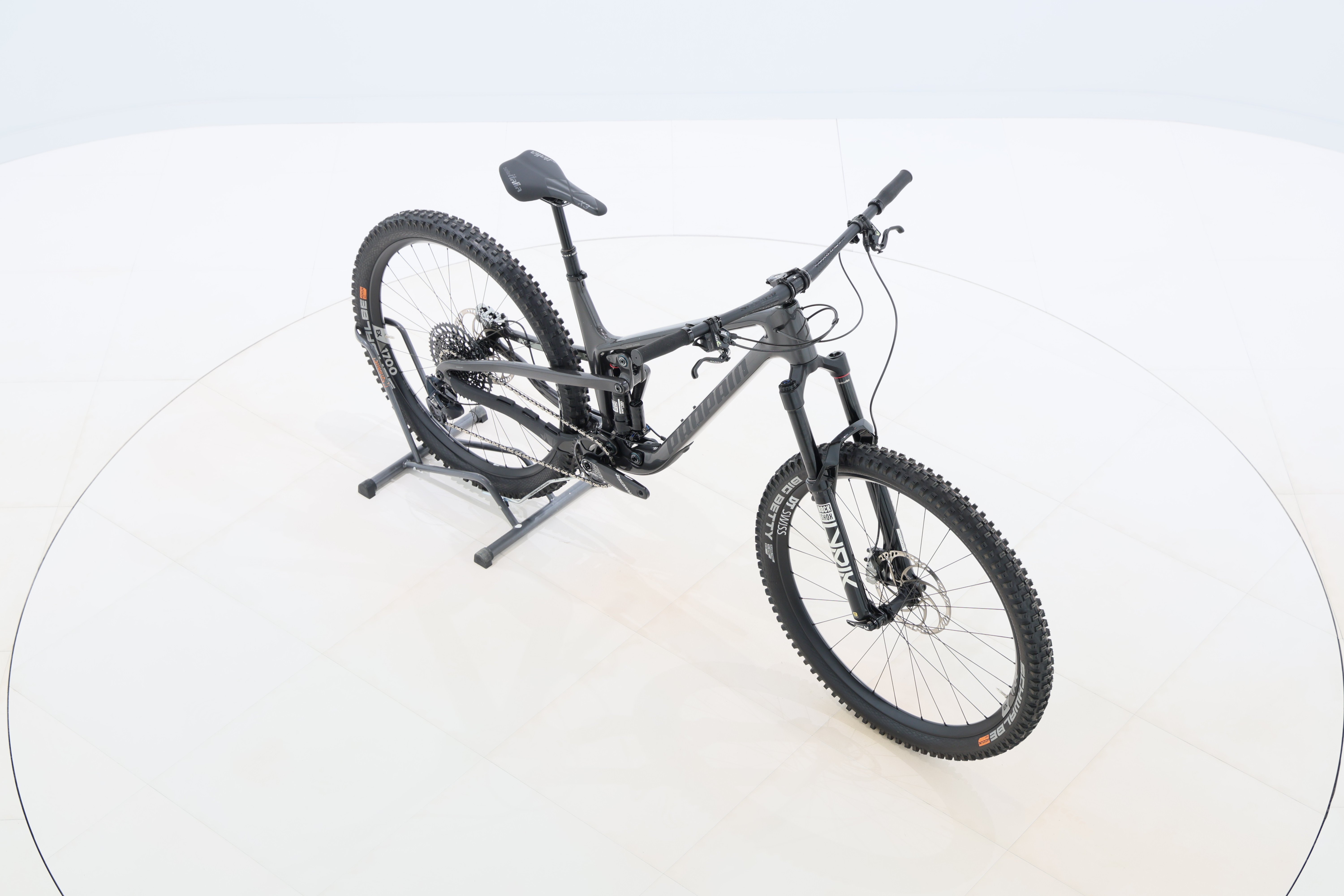 9066761e-fc02-4a32-8154-5263c8aa1f5c