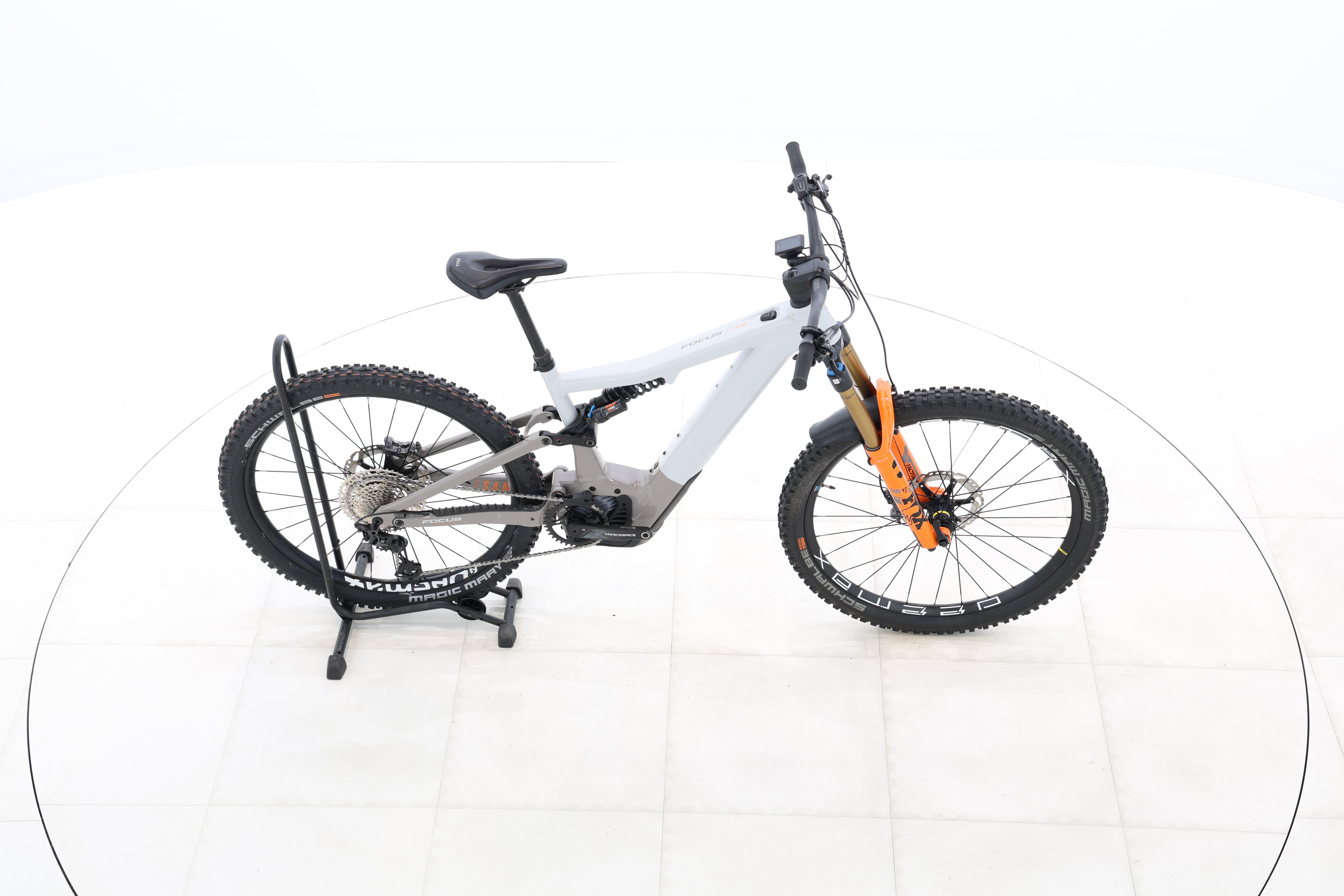 b926aa0f-ced4-4fbf-9fde-43a5b5cc942c