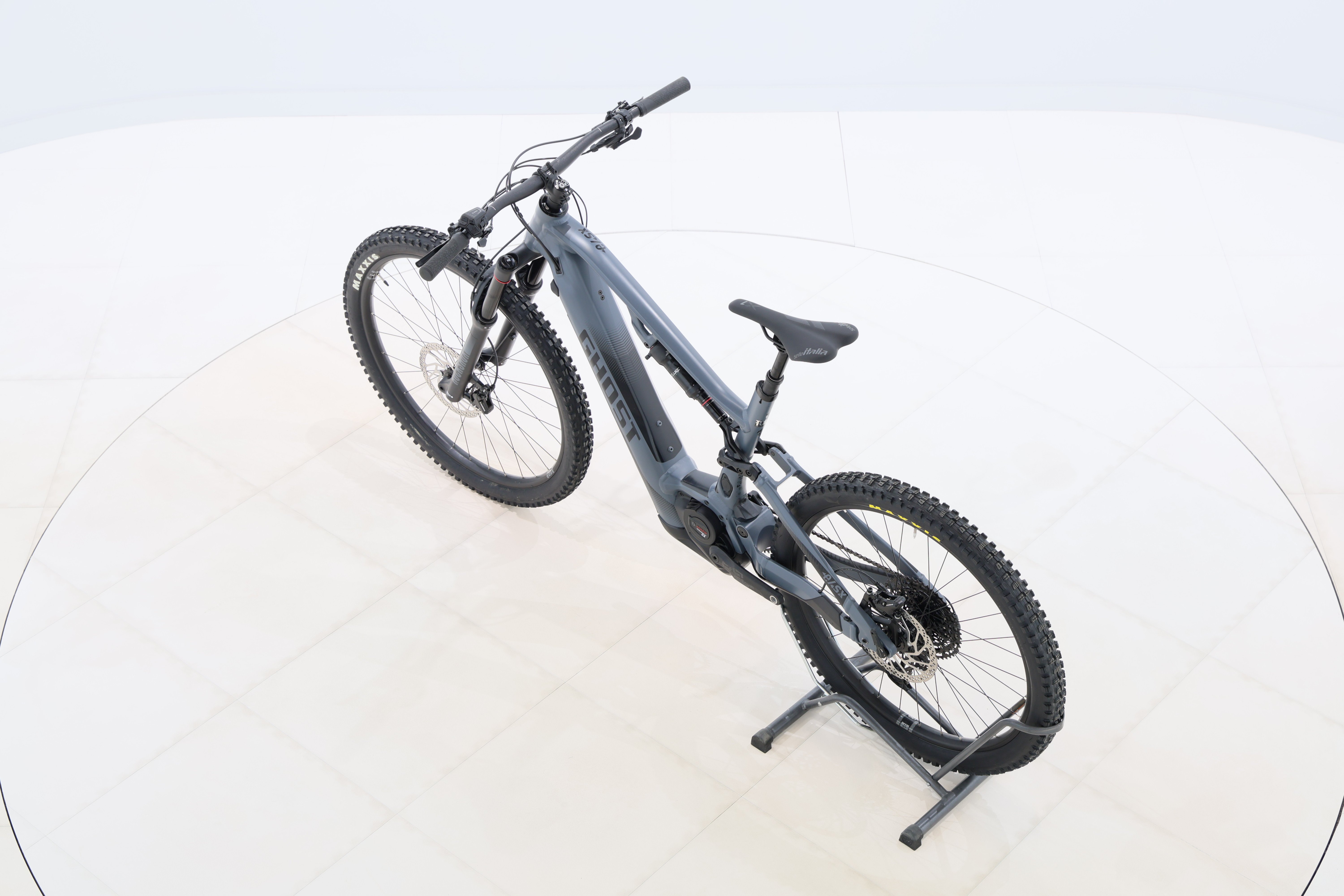 51e8dc42-9d0a-4d9c-8639-1dab827b3edc