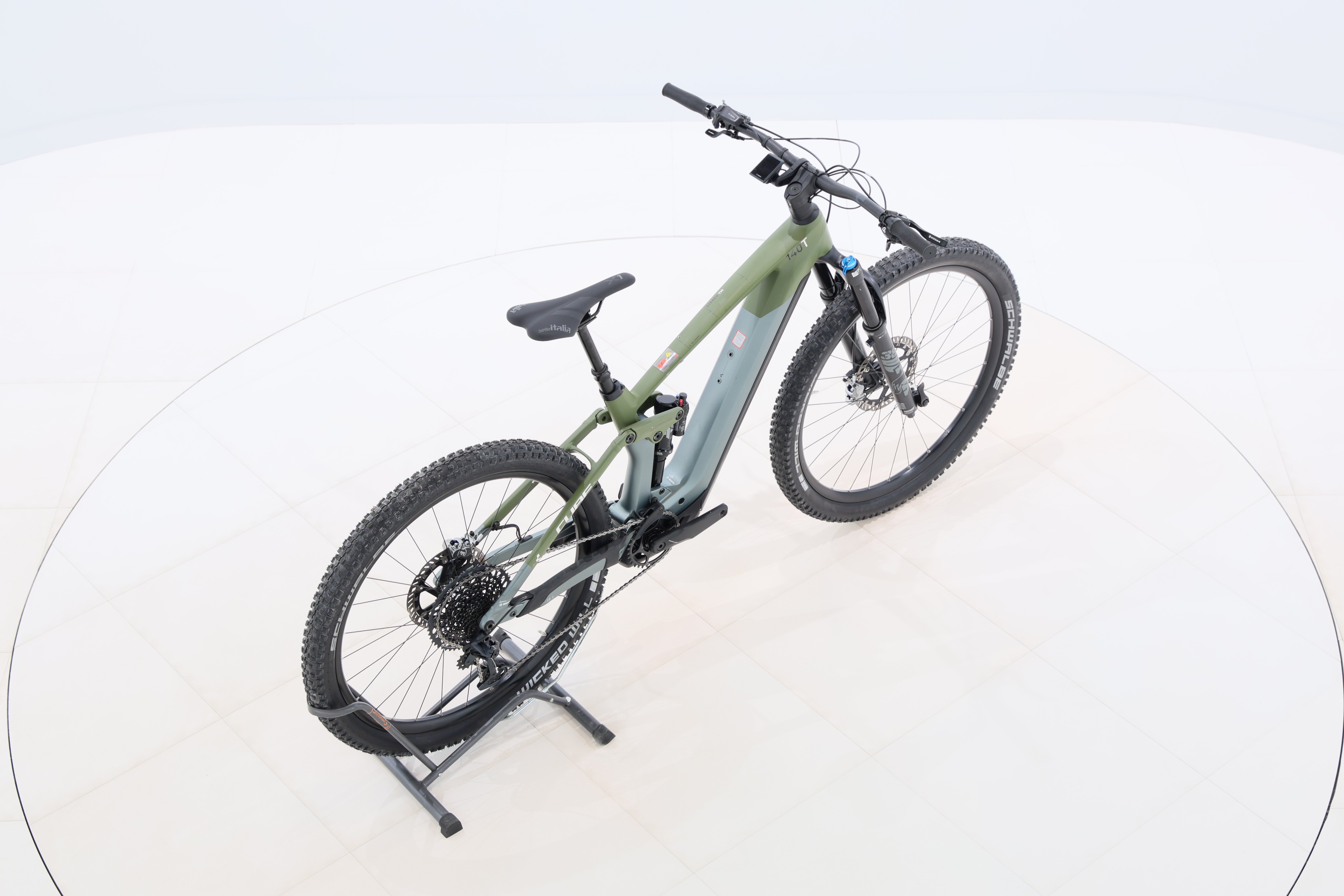 52c8090b-2a17-4789-84f4-e2fe80e421e9