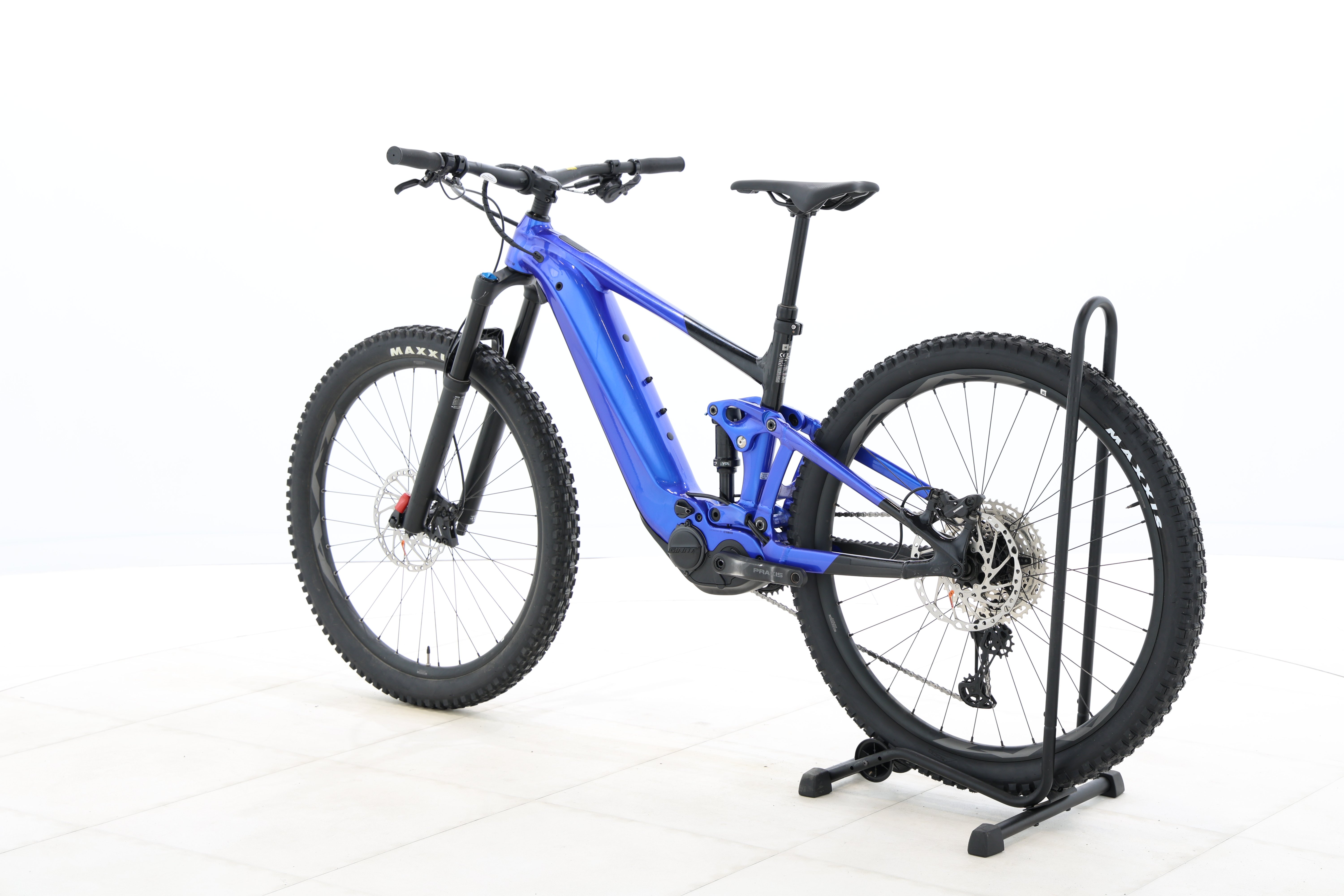 e7284358-25a9-413a-ad94-7ca601221d97