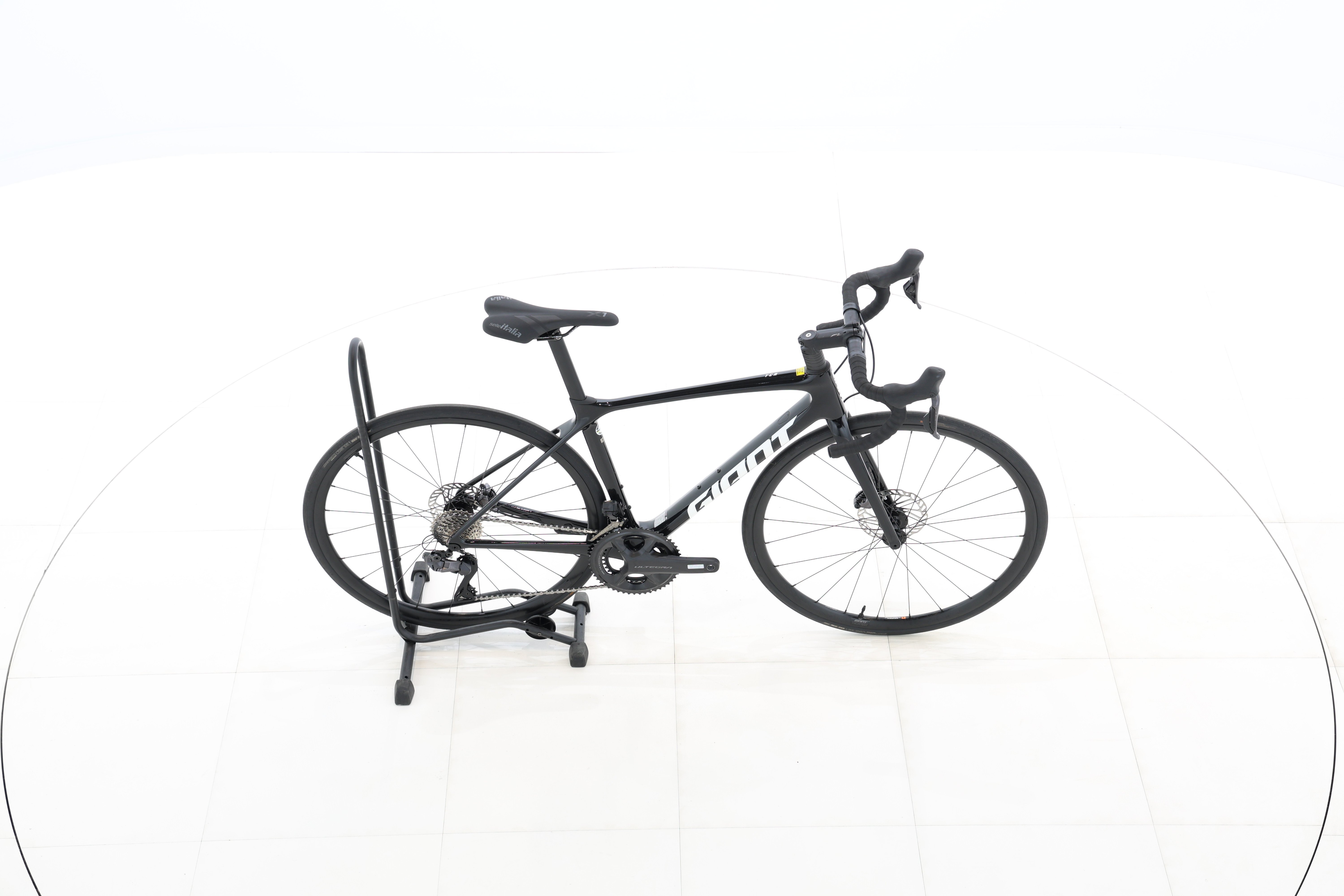 ccf9d814-b25f-4631-ad02-e7590a80e8fd