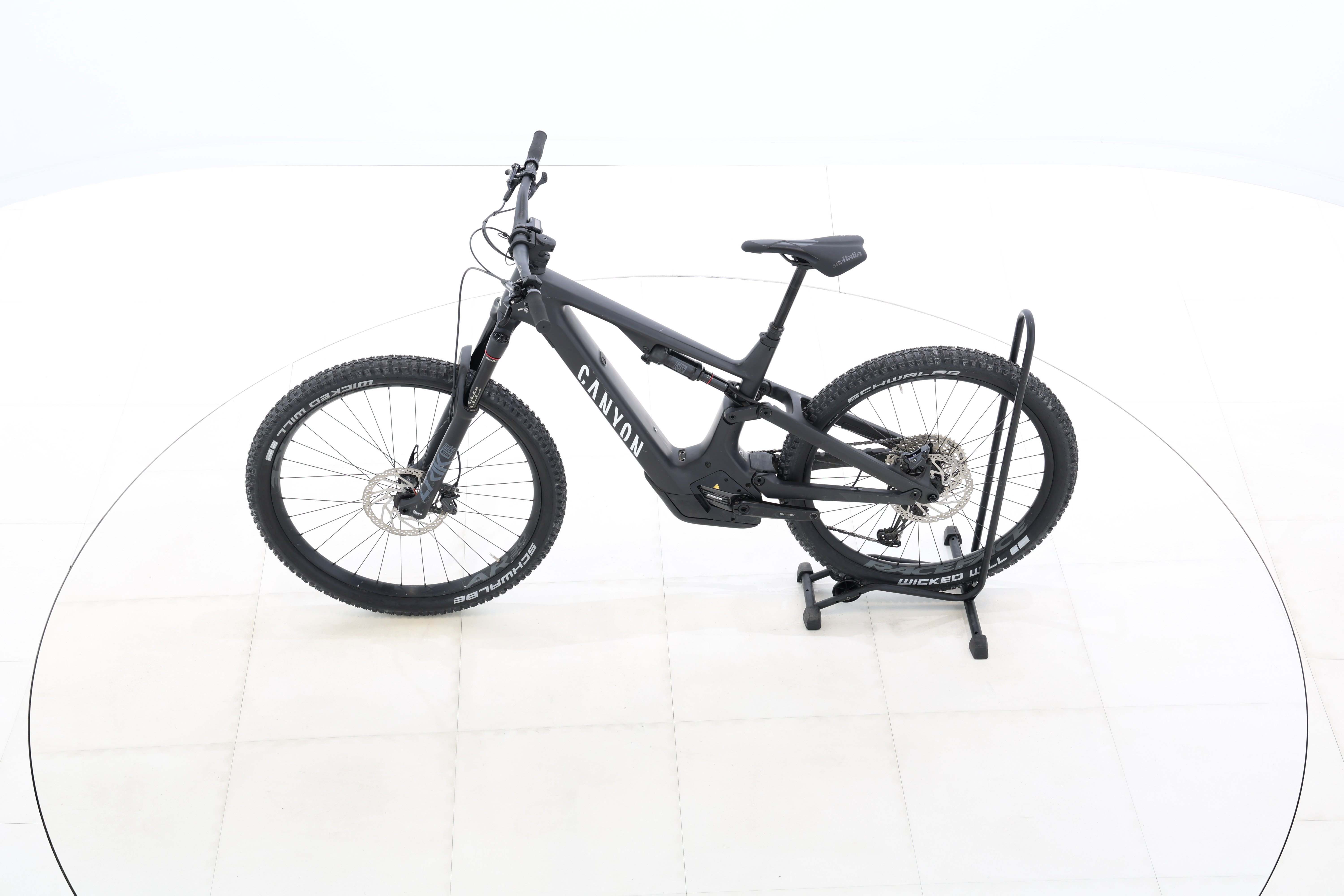 6c8df36f-2595-4f29-bc83-5376b4328bf7