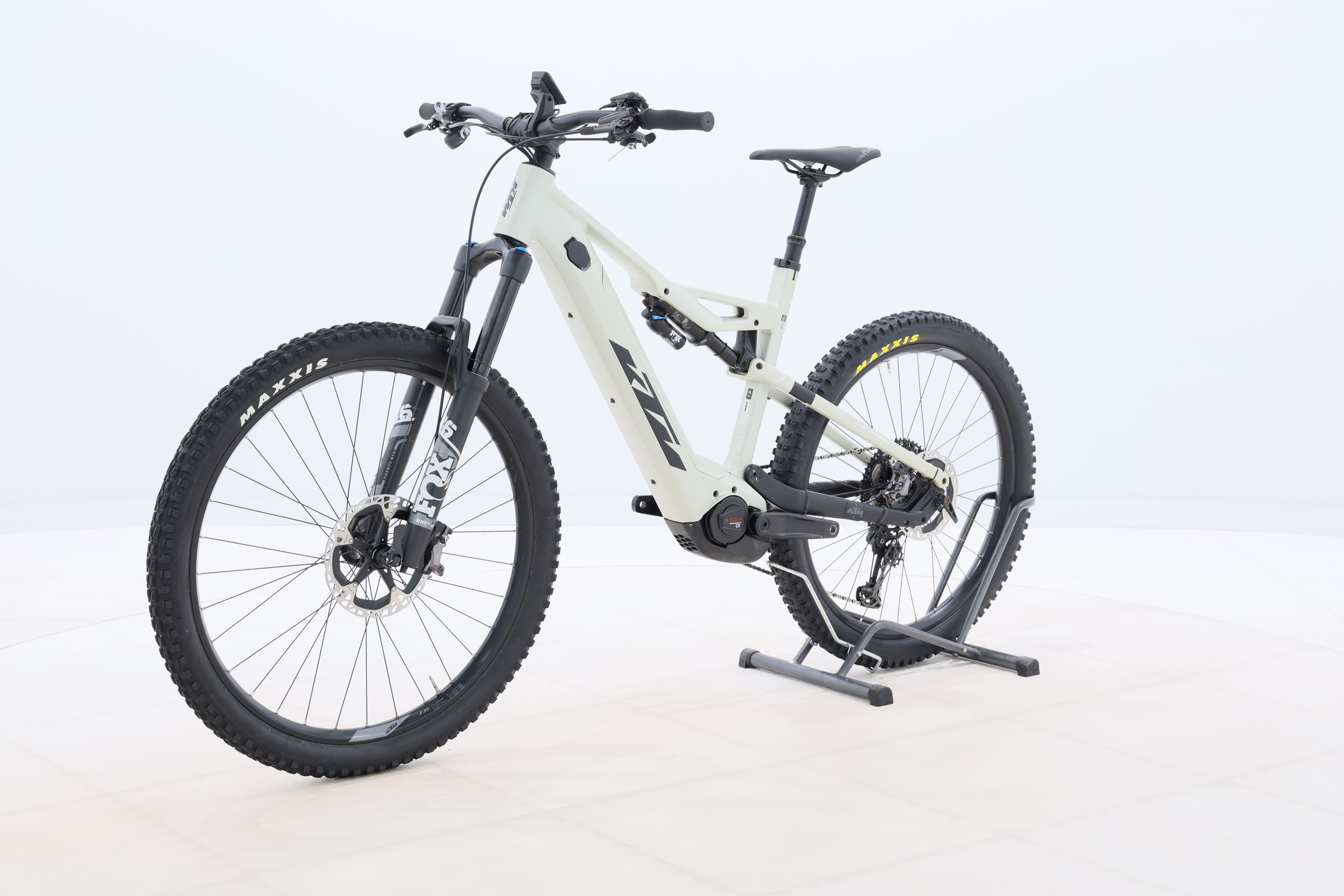 3e8930c1-440f-4e29-b791-d51725272043