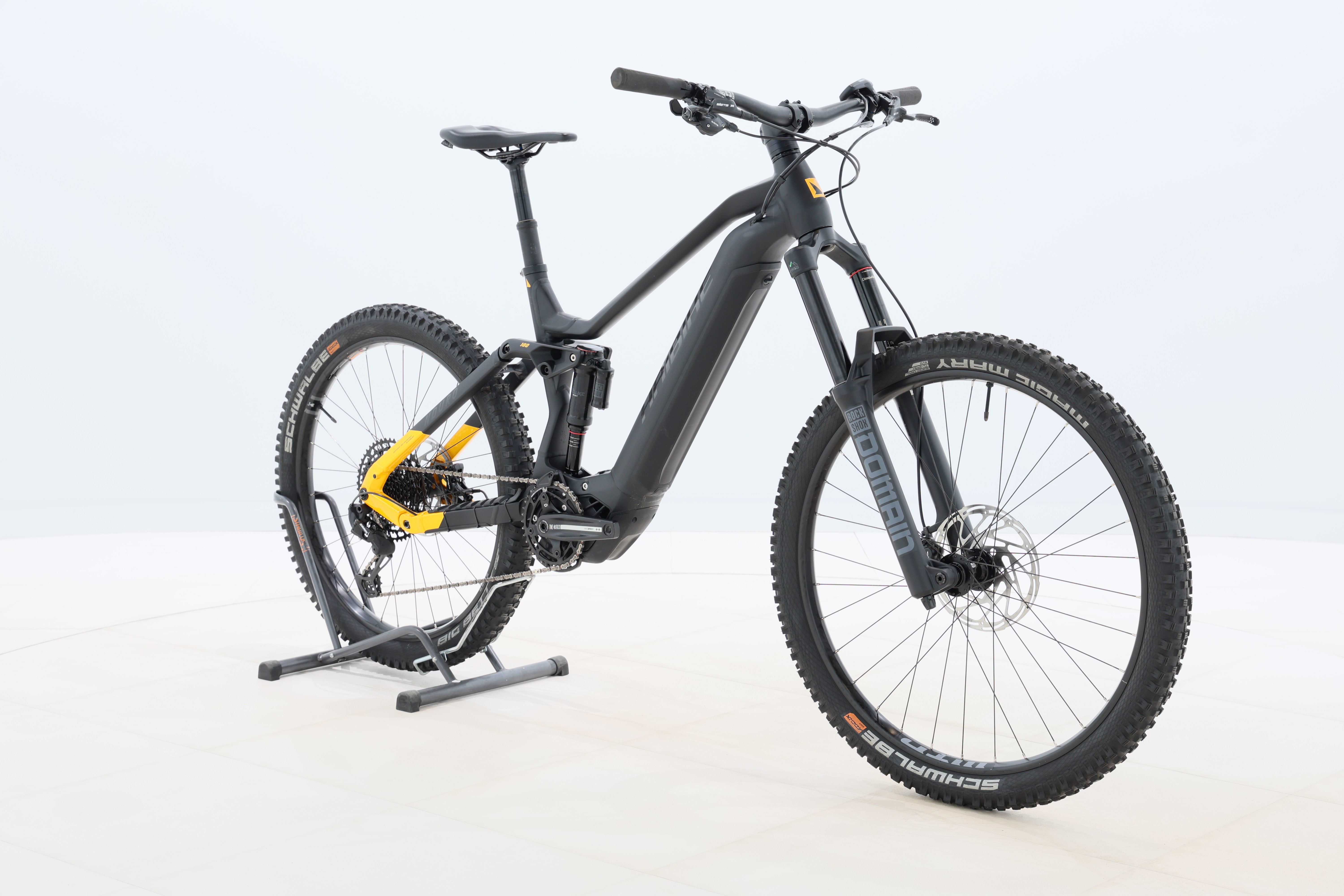 8d398422-aa40-43dc-8b88-6df9bb4124e1