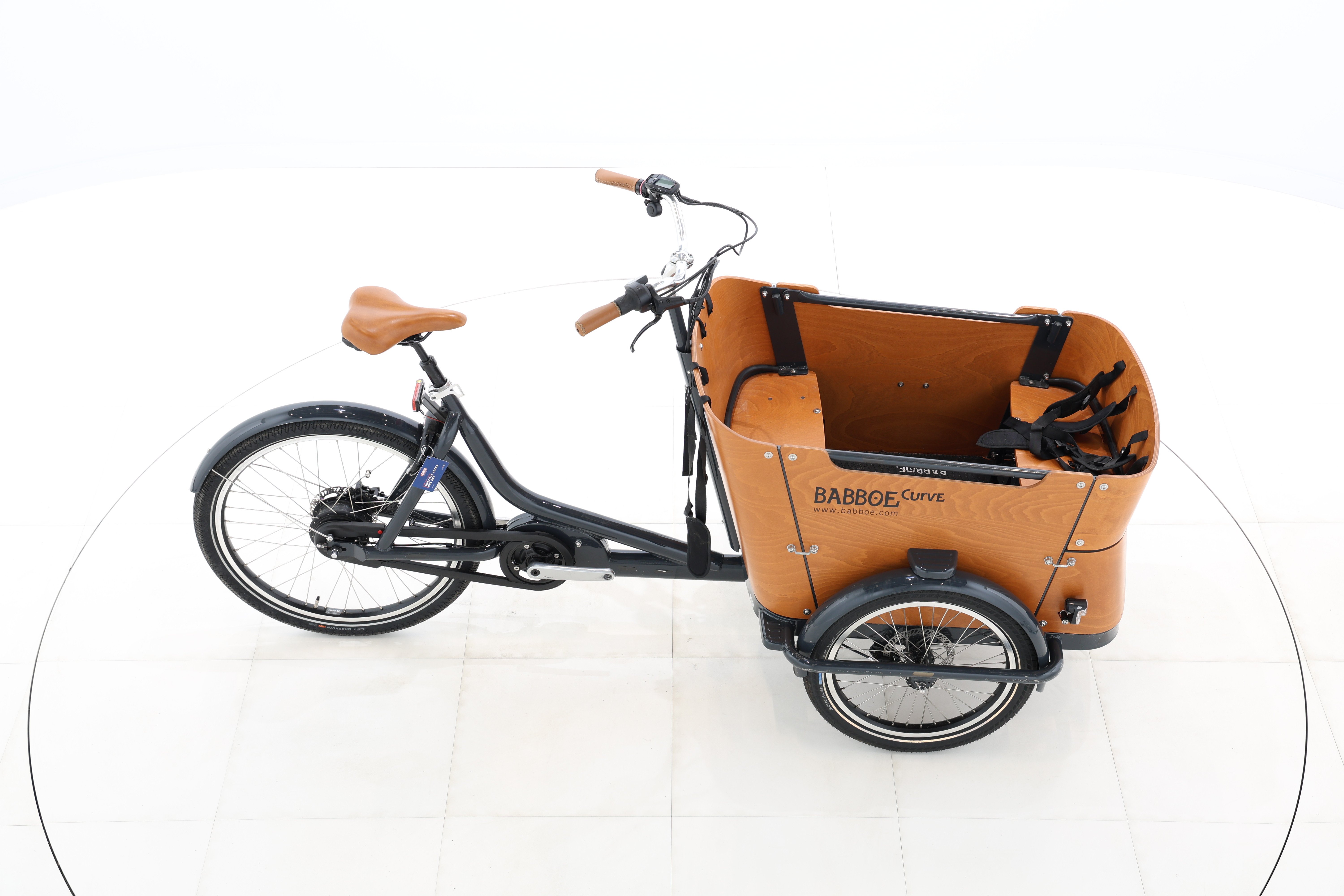 a67215ba-fd56-4cac-b45d-b248574a108f