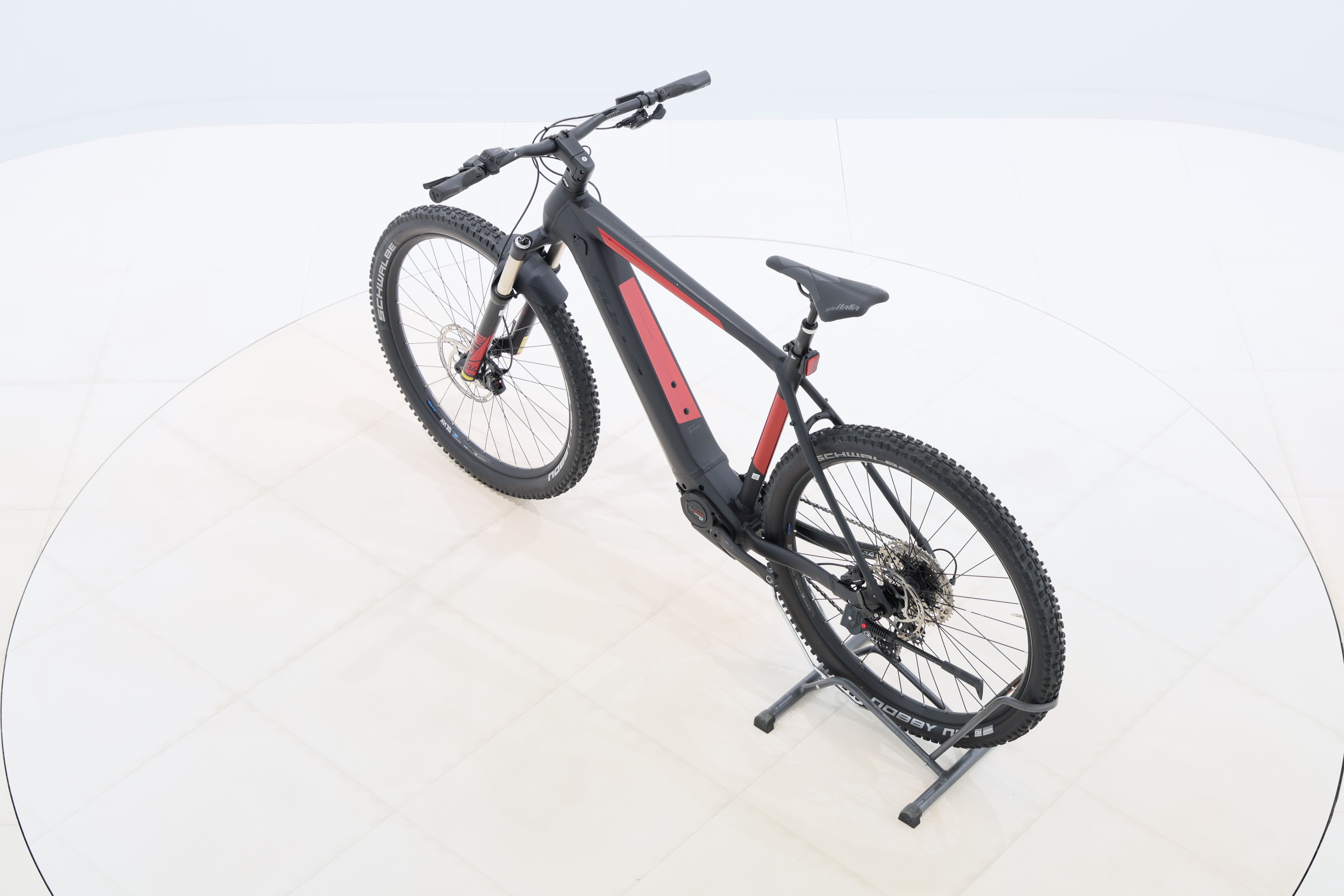 5d7a76f3-369c-4333-bcd0-0bf16b730429