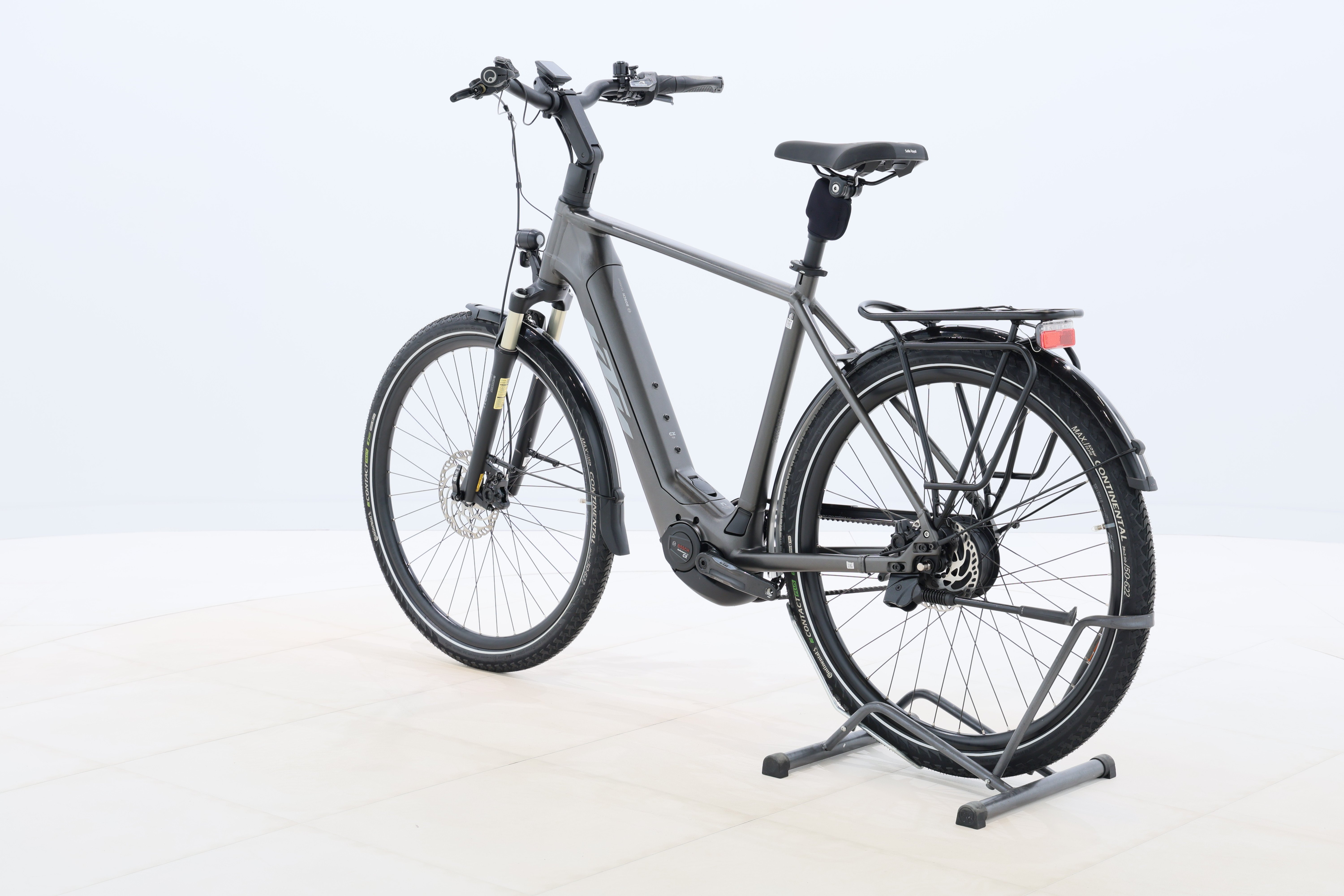 ef49f6ef-d0f9-48a1-af32-deca2f1eedad