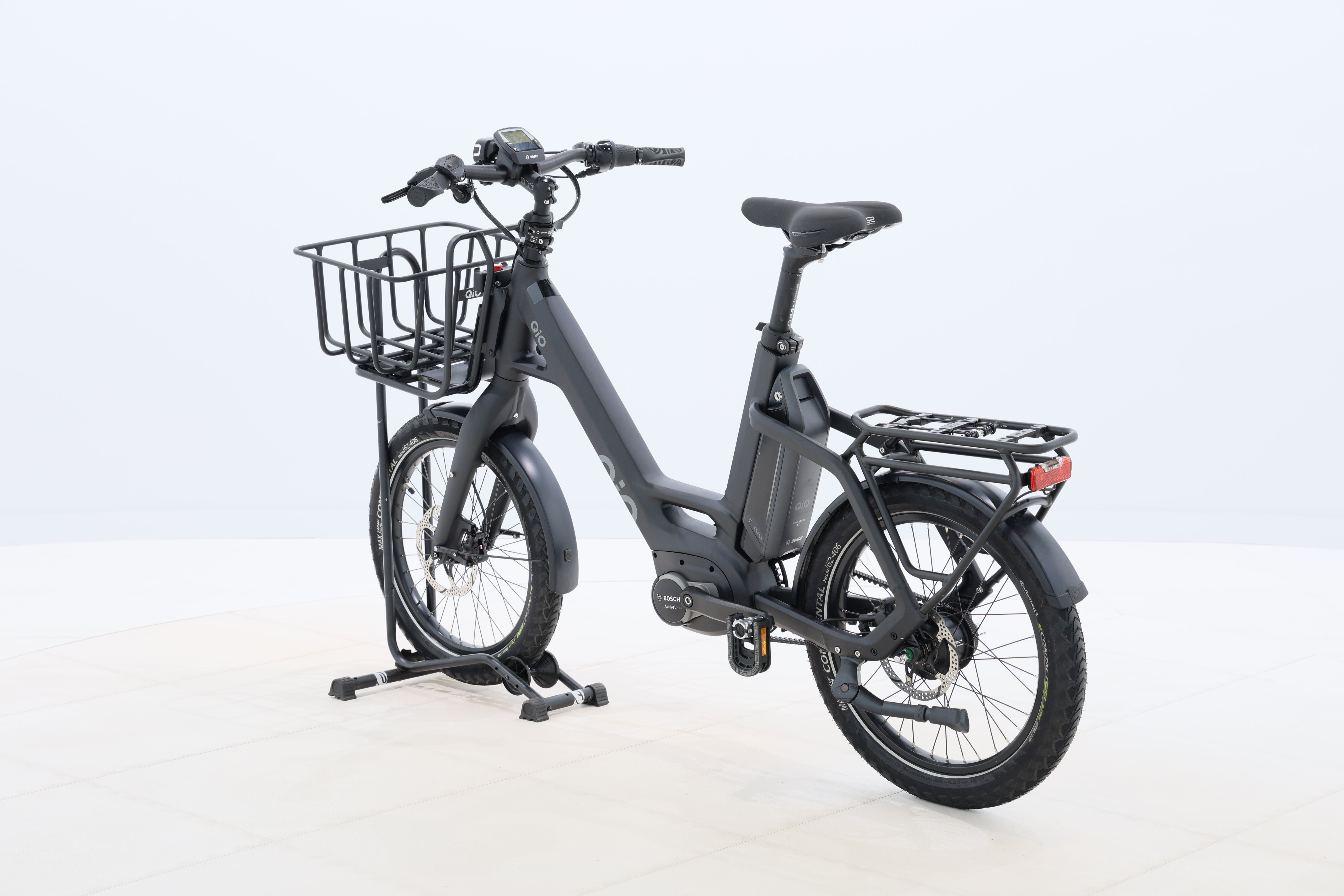 8bb64a5b-b5c6-4f35-8d0d-cbcea030646f