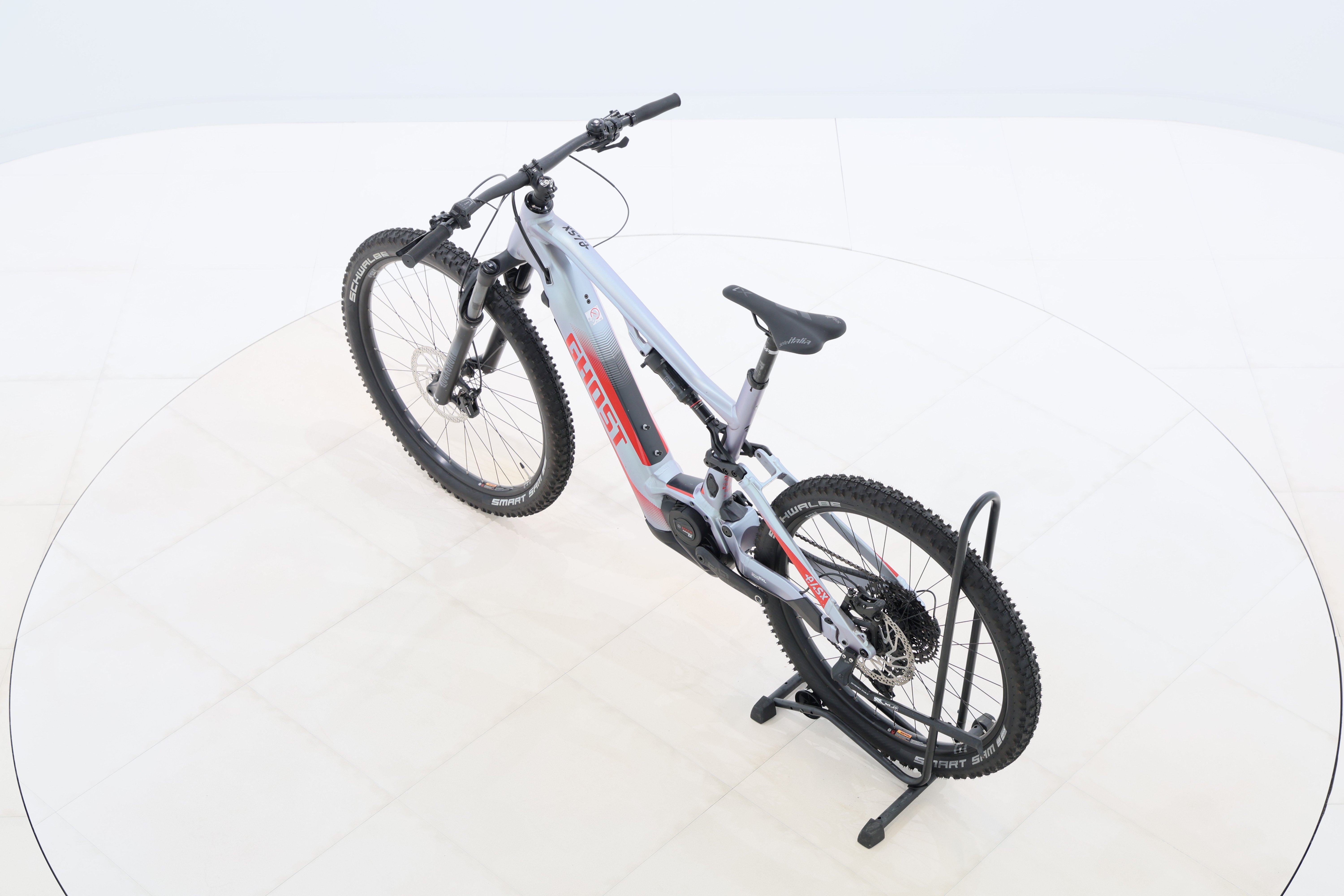 e43e10b7-3cc9-4f96-ad73-db01b7a49ae8