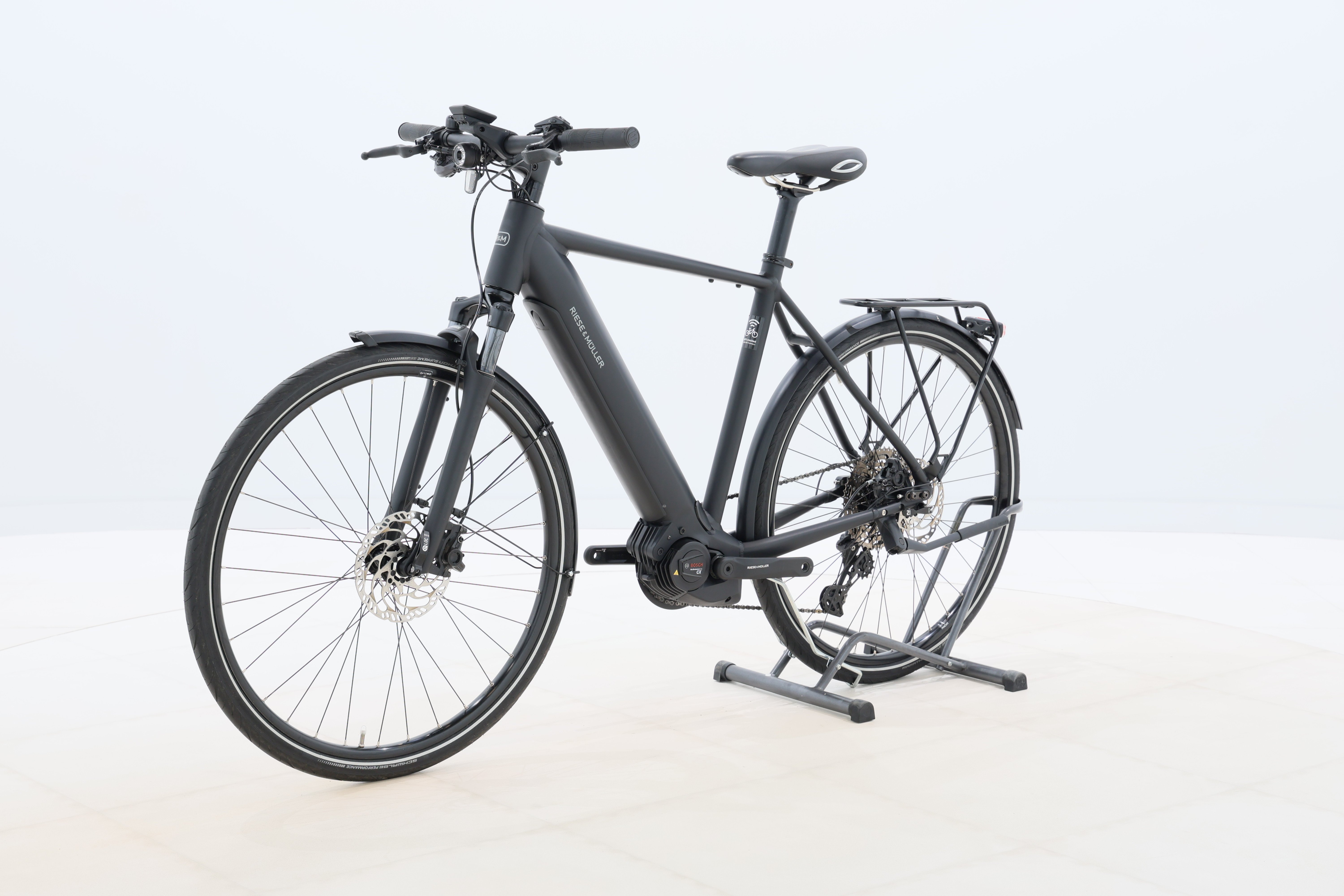 ab51e547-a6e3-4c3d-9e02-de204f636645