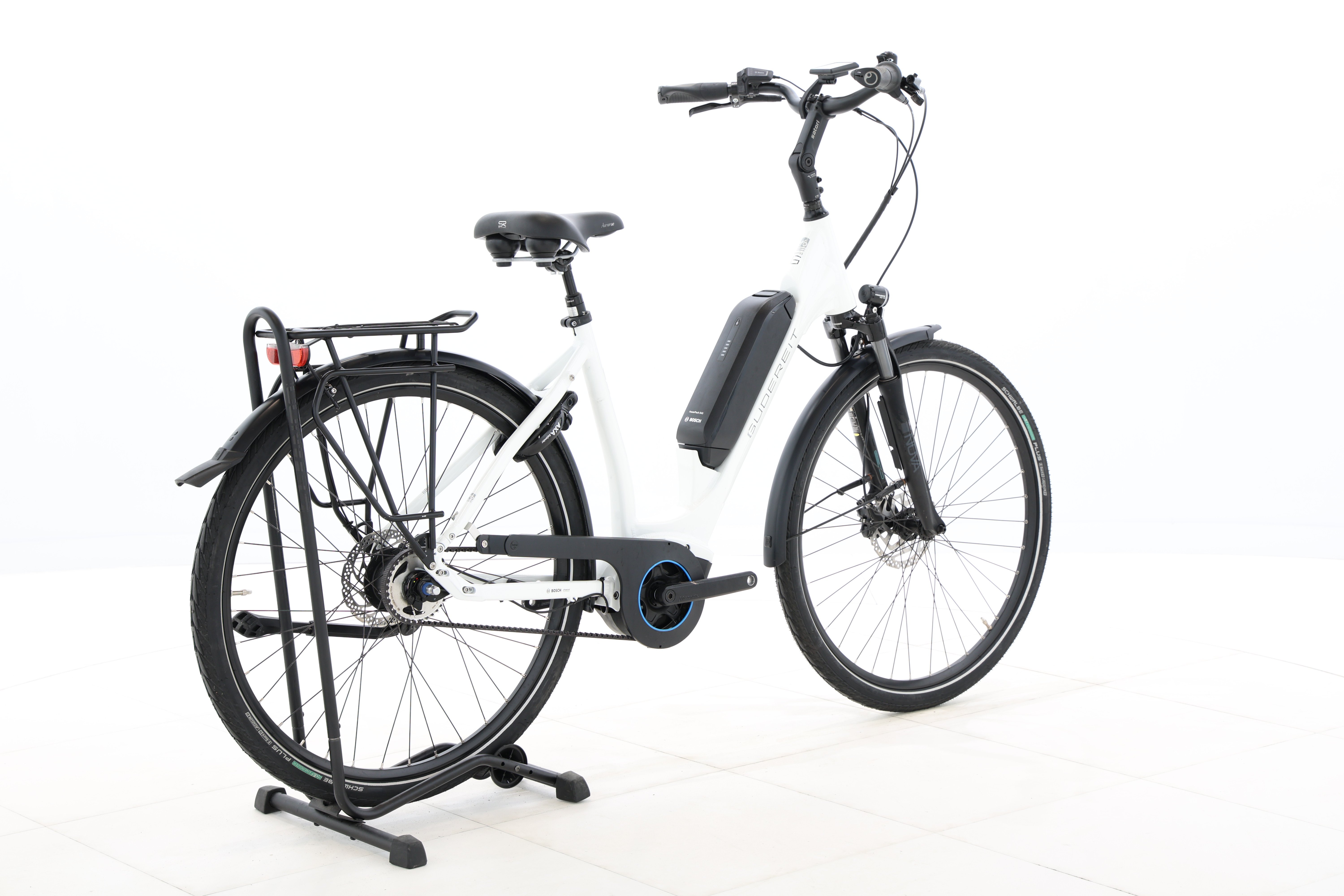 71635e9e-f904-4b8b-a476-b22e64185f5f