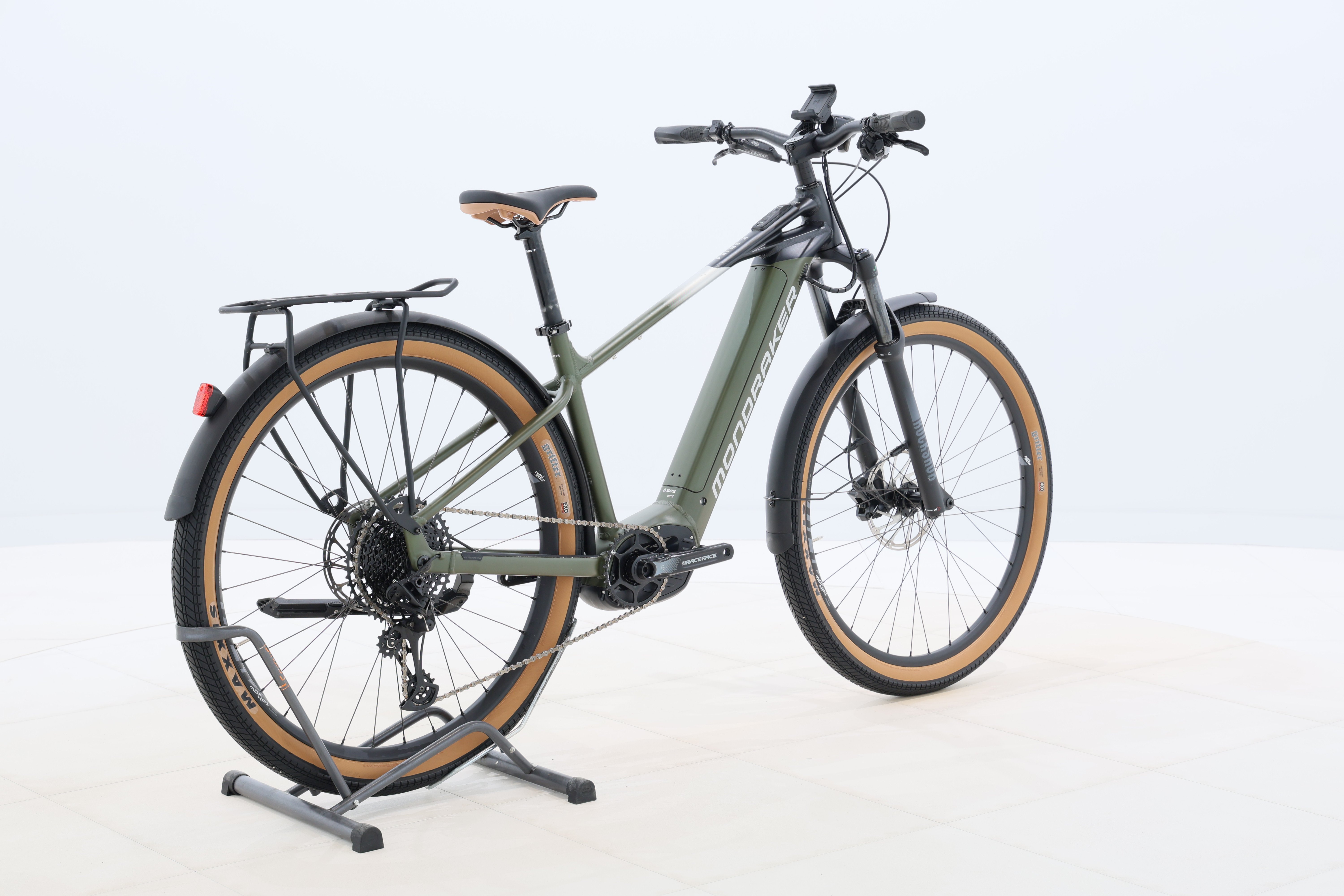 2baacdc8-006c-49e1-943d-c33d89f1d64f