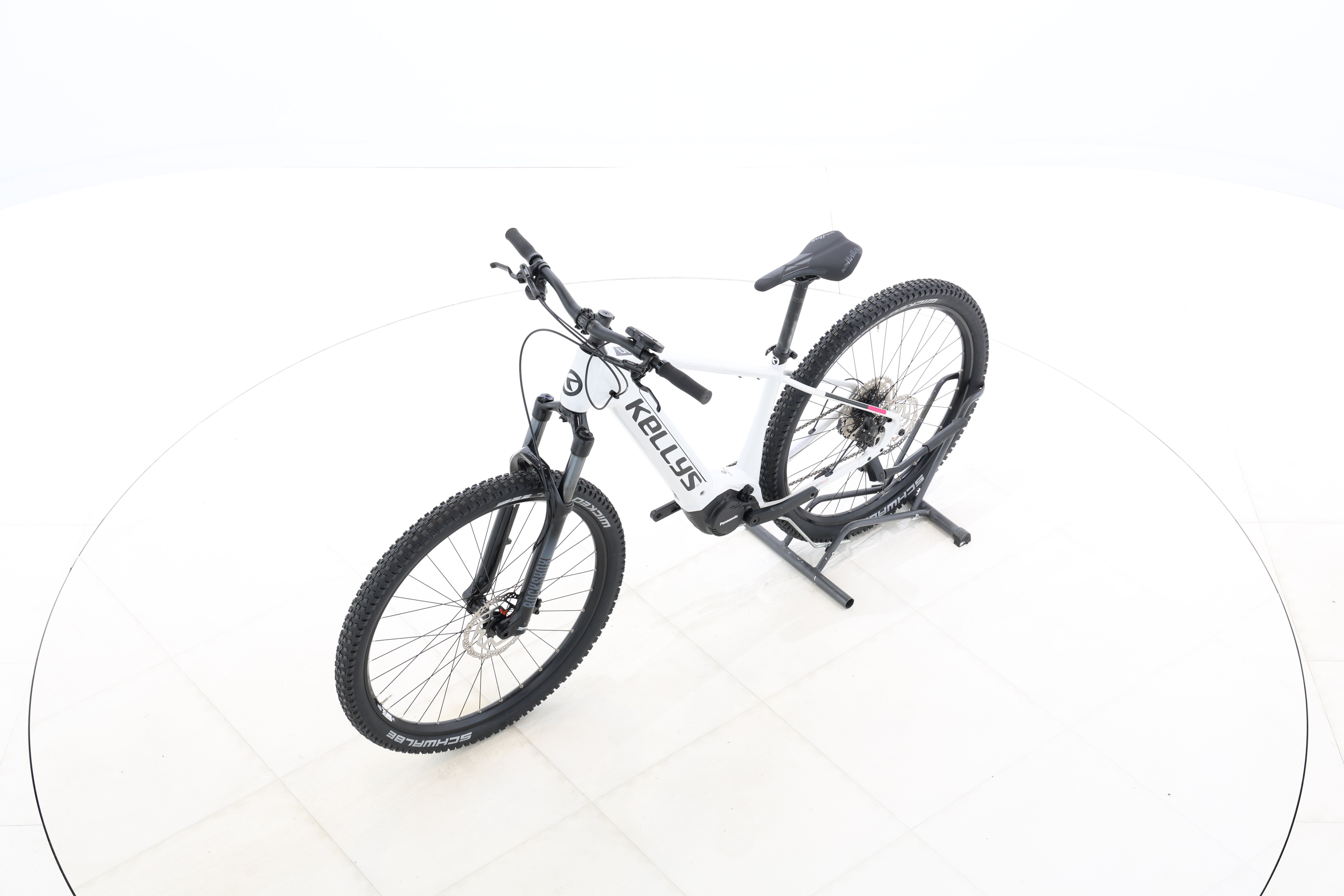 fb82e60d-fdd5-4e0b-8676-c68afd3add68