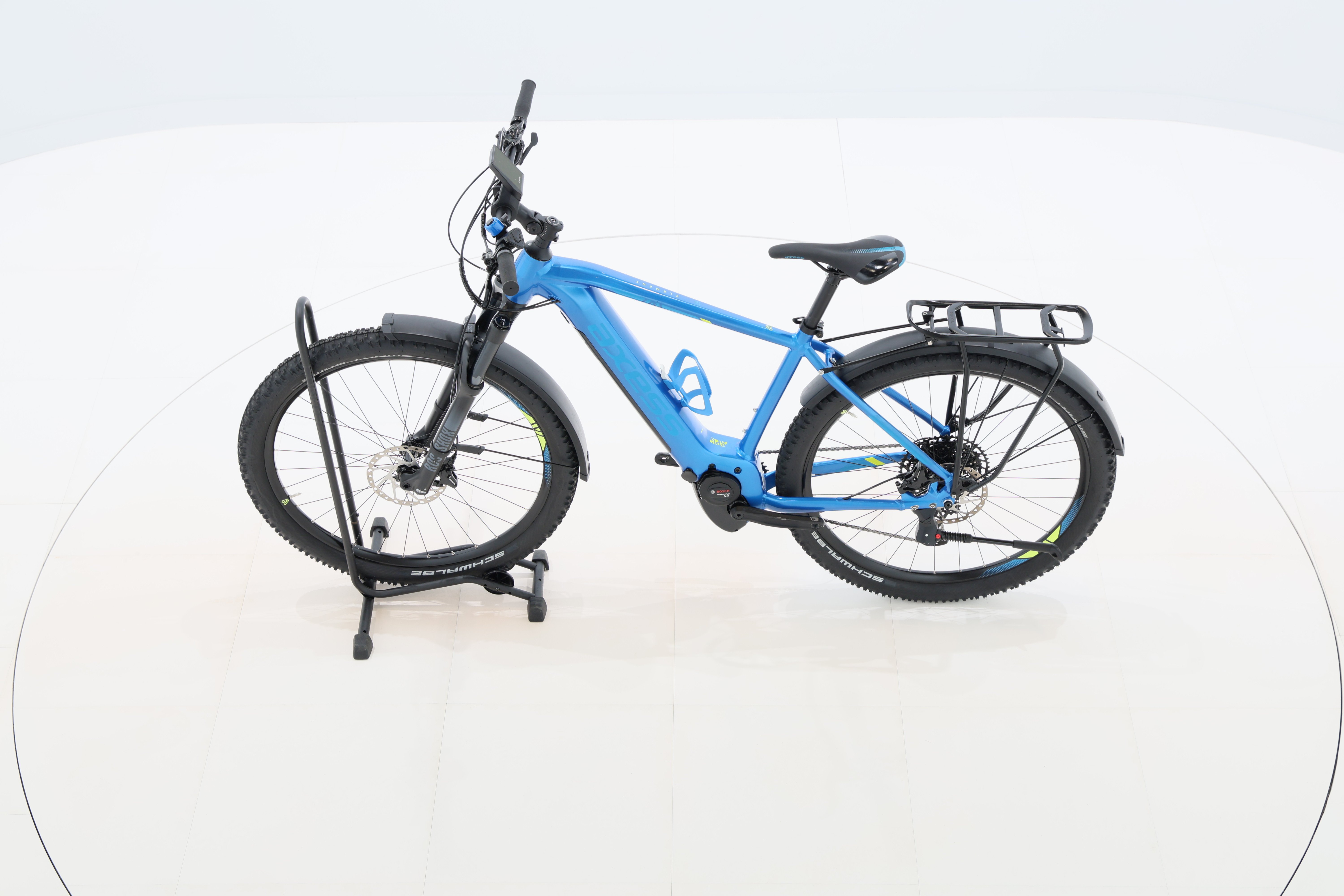 696482a9-ff00-403c-8047-a9e1937fd3ef