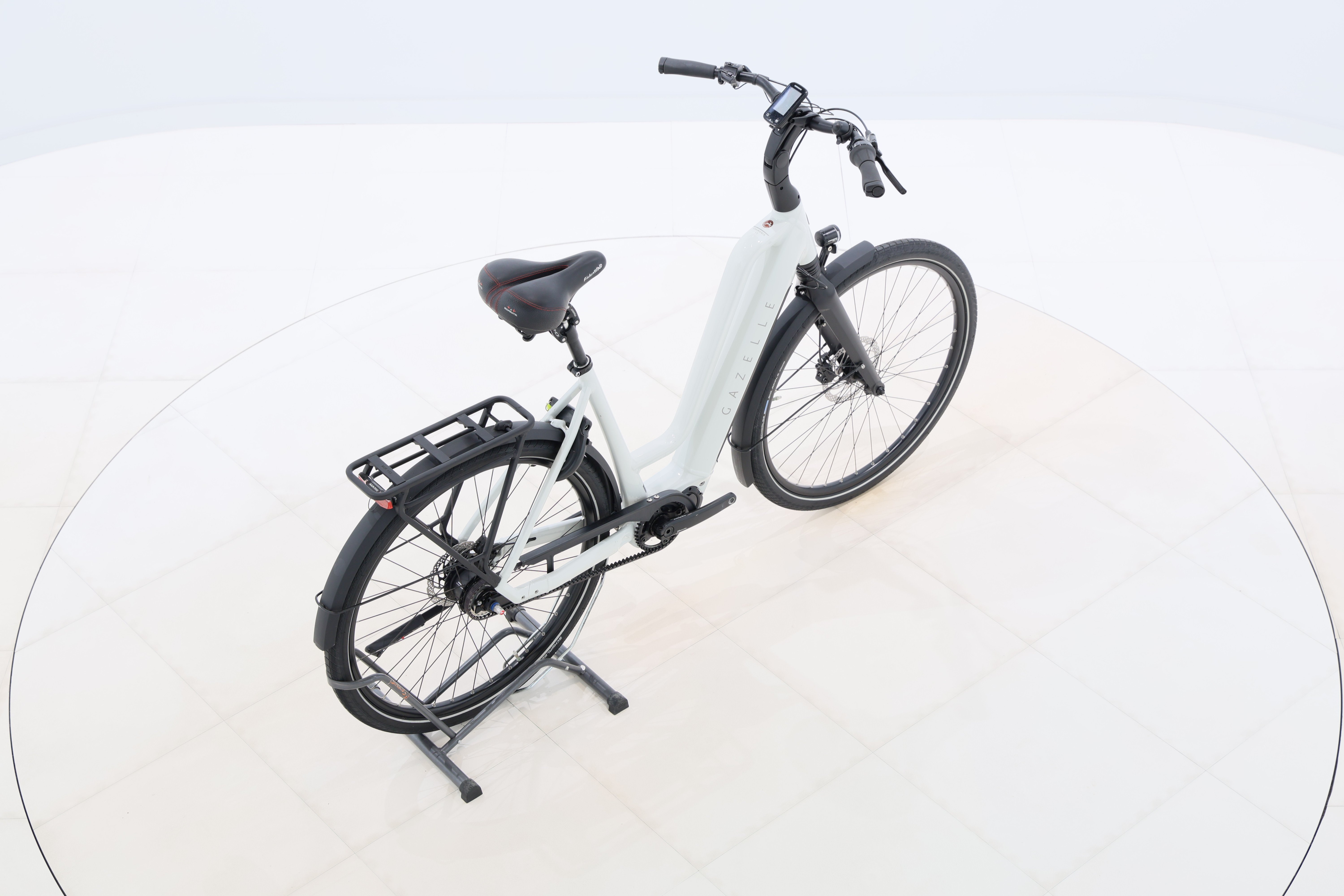 01f31a58-58f6-441a-a0dd-7711301aa437